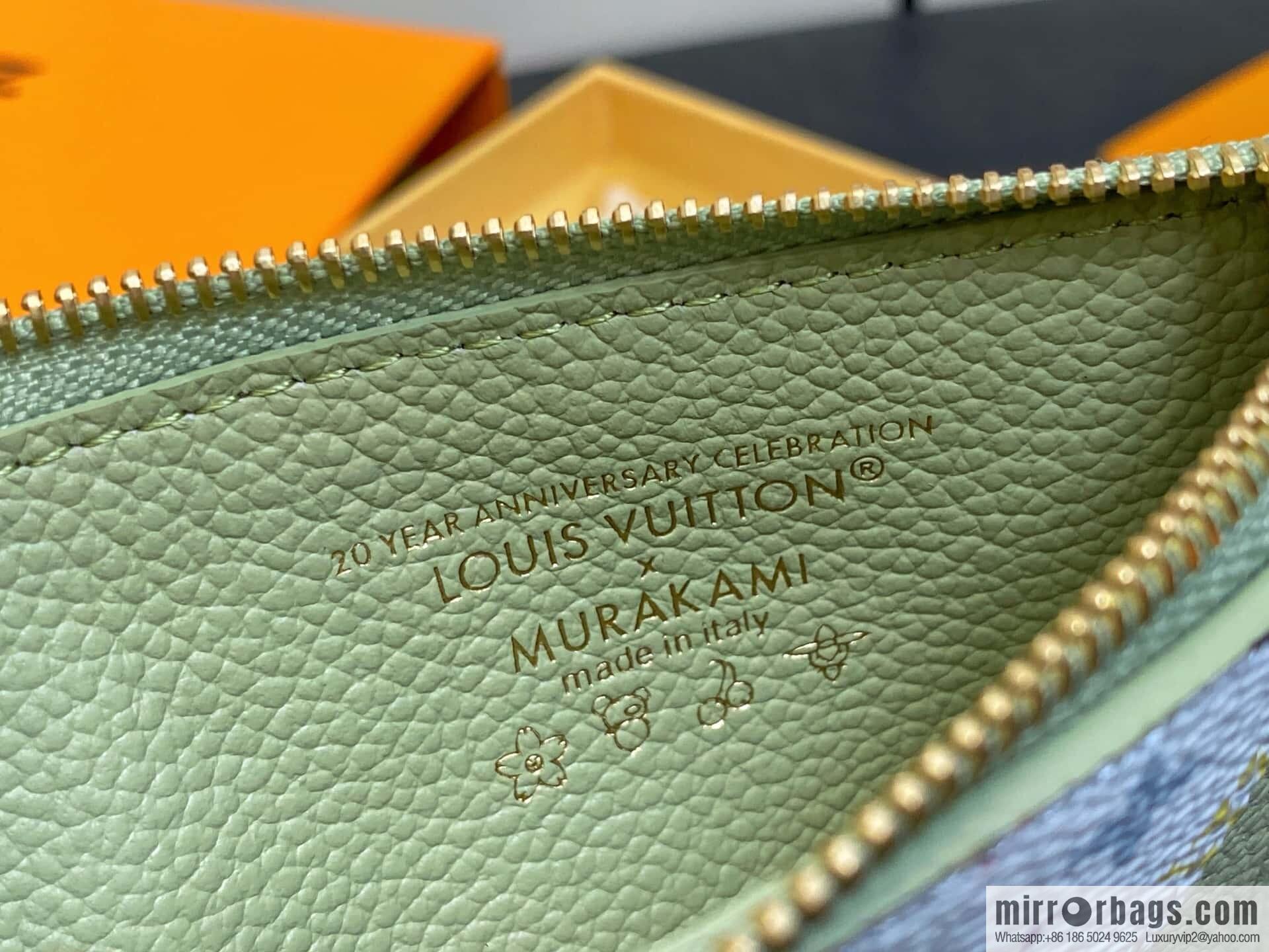 [Original order boutique] M13800 green white color, card bag, card clip wallet, the new LV x TM ROMY card clip of the season.