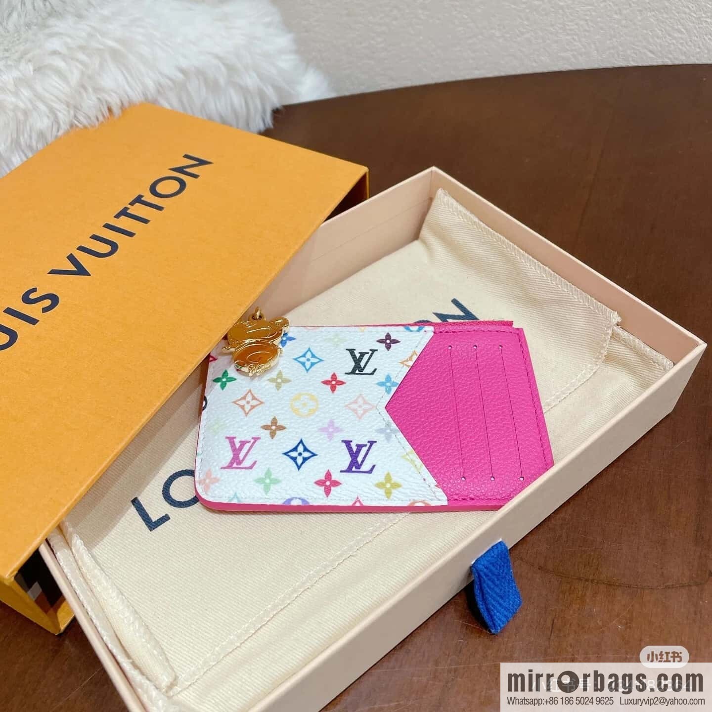 [Boutique‑grade] M14155 plum red white color, card bag, card clip wallet, the new LV x TM ROMY card clip of the season