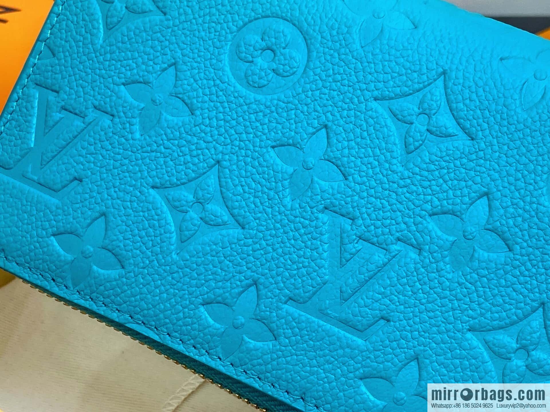 [Boutique‑grade] M13618 blue white color, single zipper wallet LV × TM zipper wallet