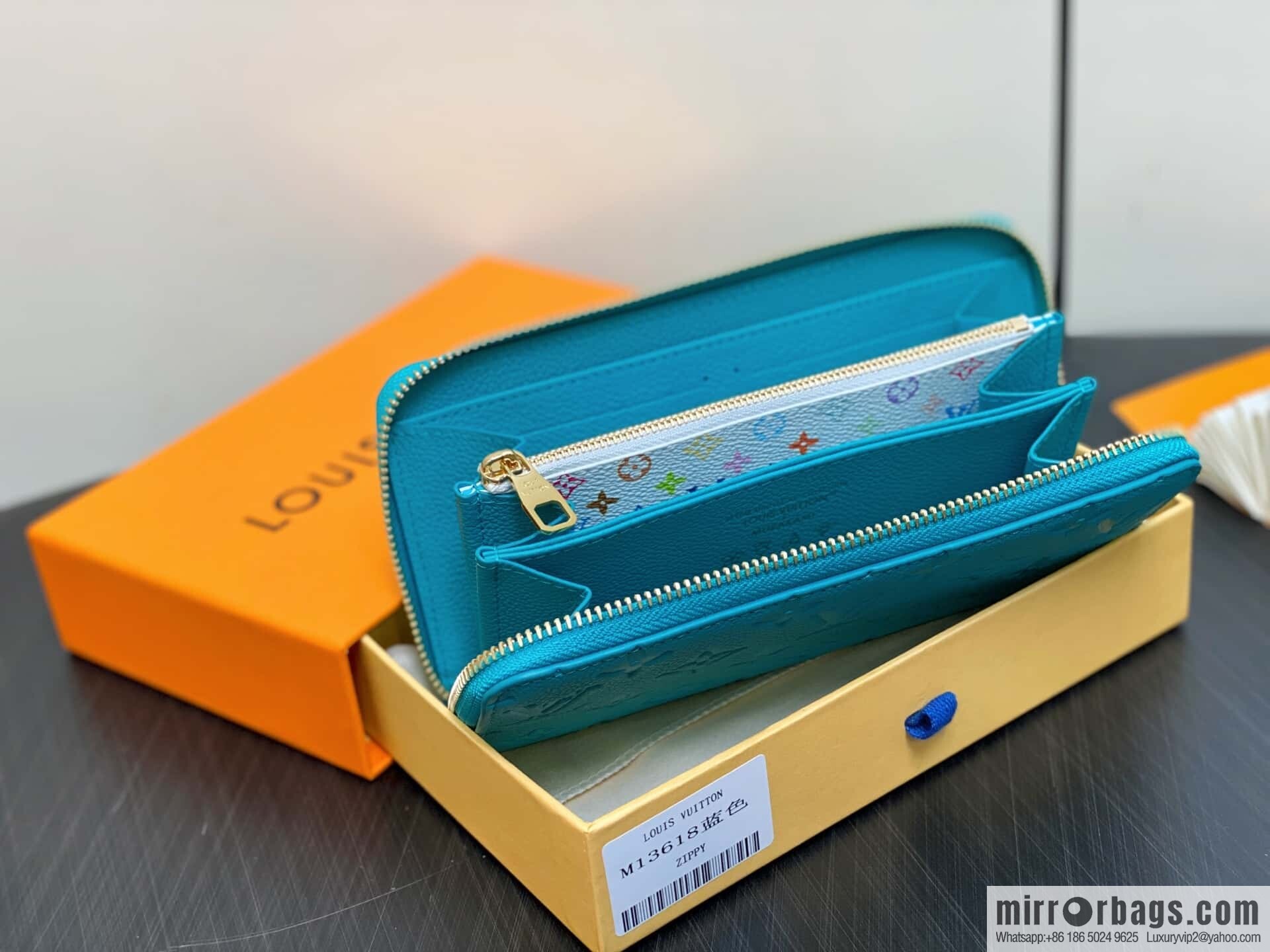 [Boutique‑grade] M13618 blue white color, single zipper wallet LV × TM zipper wallet
