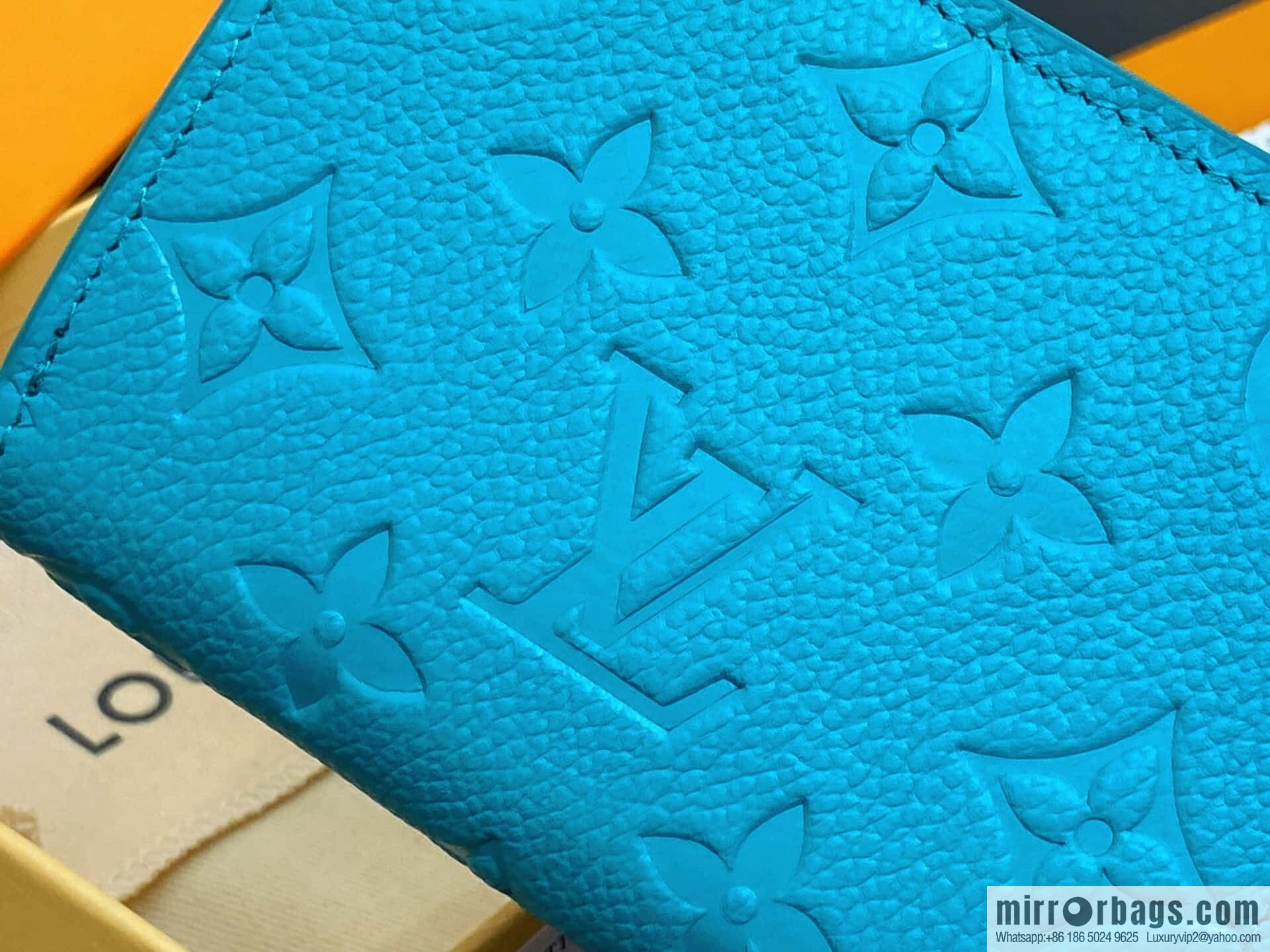 [Boutique‑grade] M13619 blue white color, two-fold zipper wallet LV x TM Portfolio Claire wallet