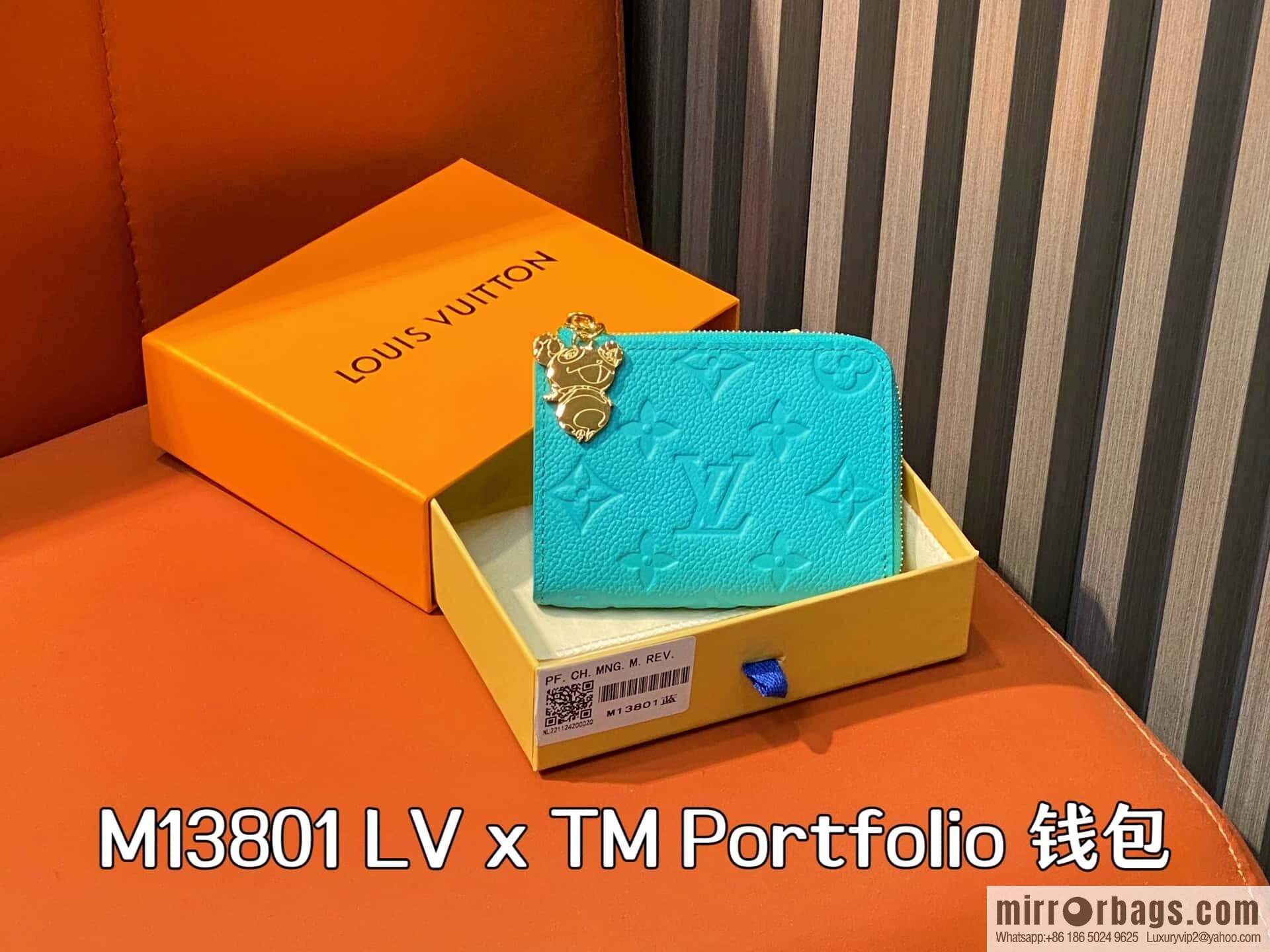 [Boutique‑grade] M13801 blue white color, change wallet LV x TM Portfolio Noah Compact wallet