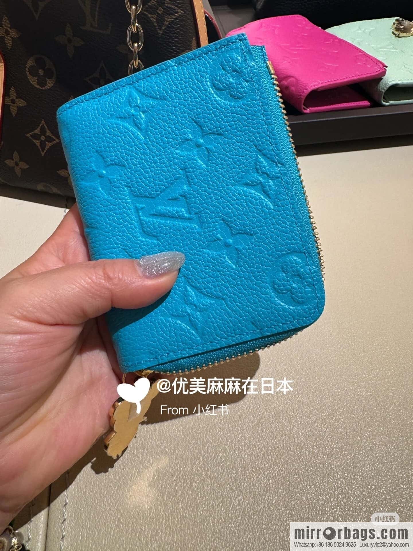 [Boutique‑grade] M13801 blue white color, change wallet LV x TM Portfolio Noah Compact wallet