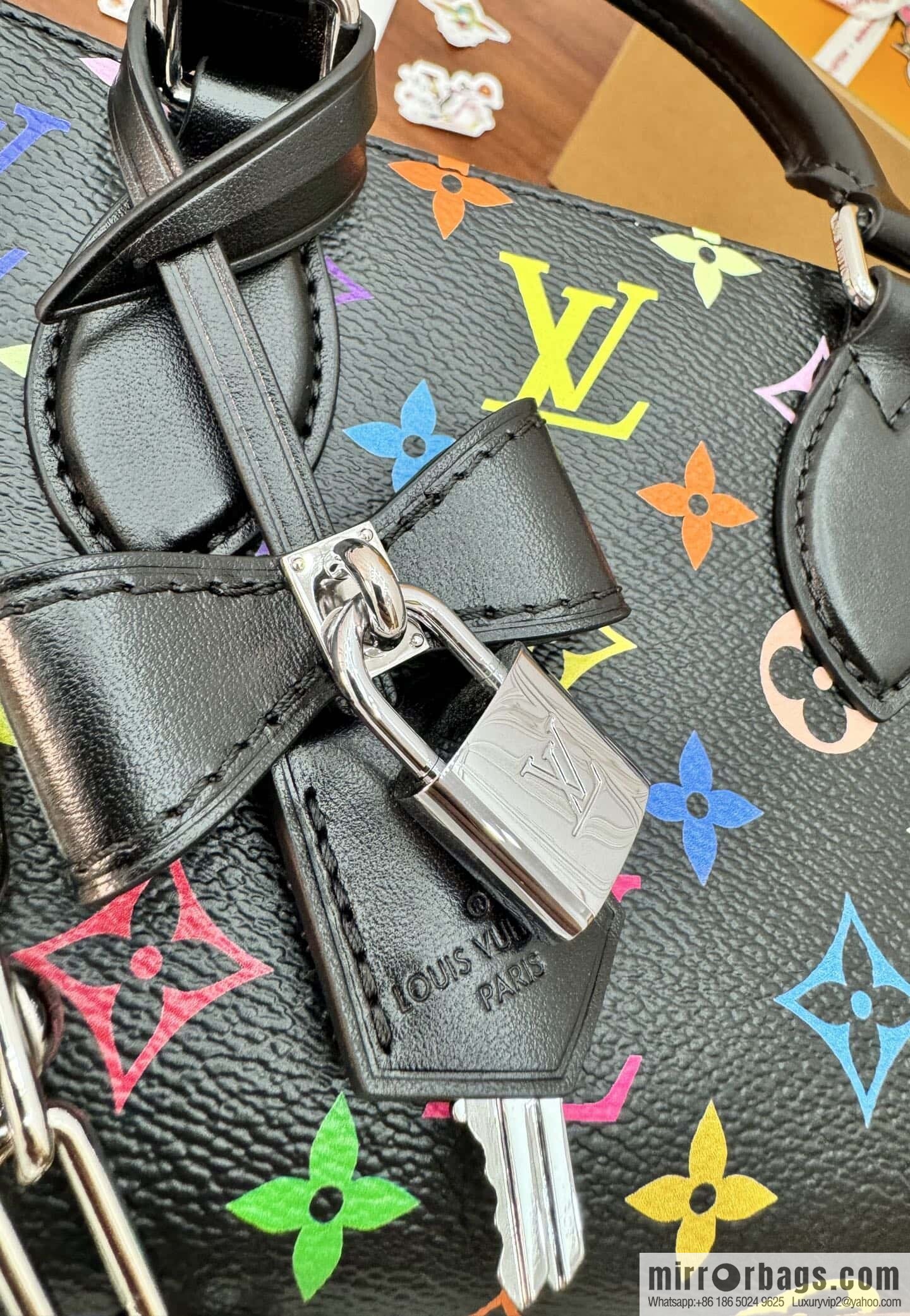 LV M13260 LV x TM OnTheGo East West Chain