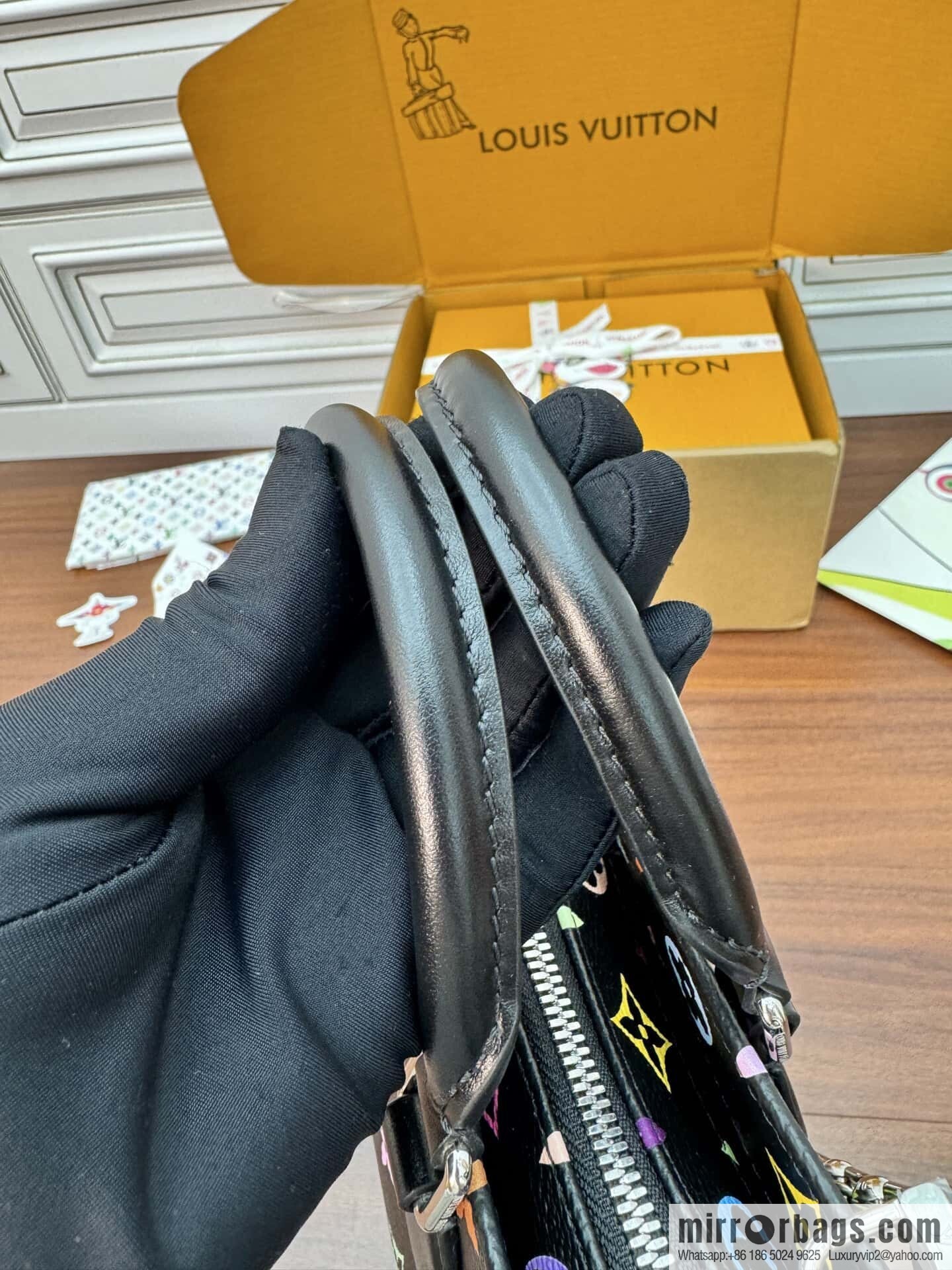 LV M13260 LV x TM OnTheGo East West Chain