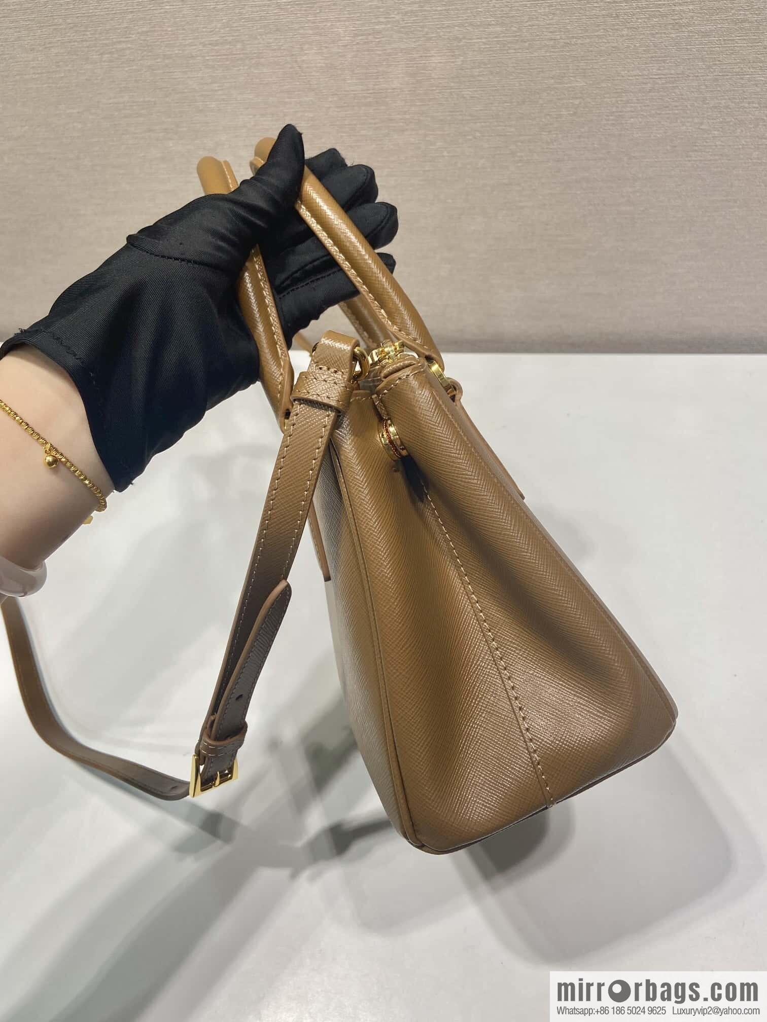 PRADA 💋 classic explosion 1BA896 💋 caramel color