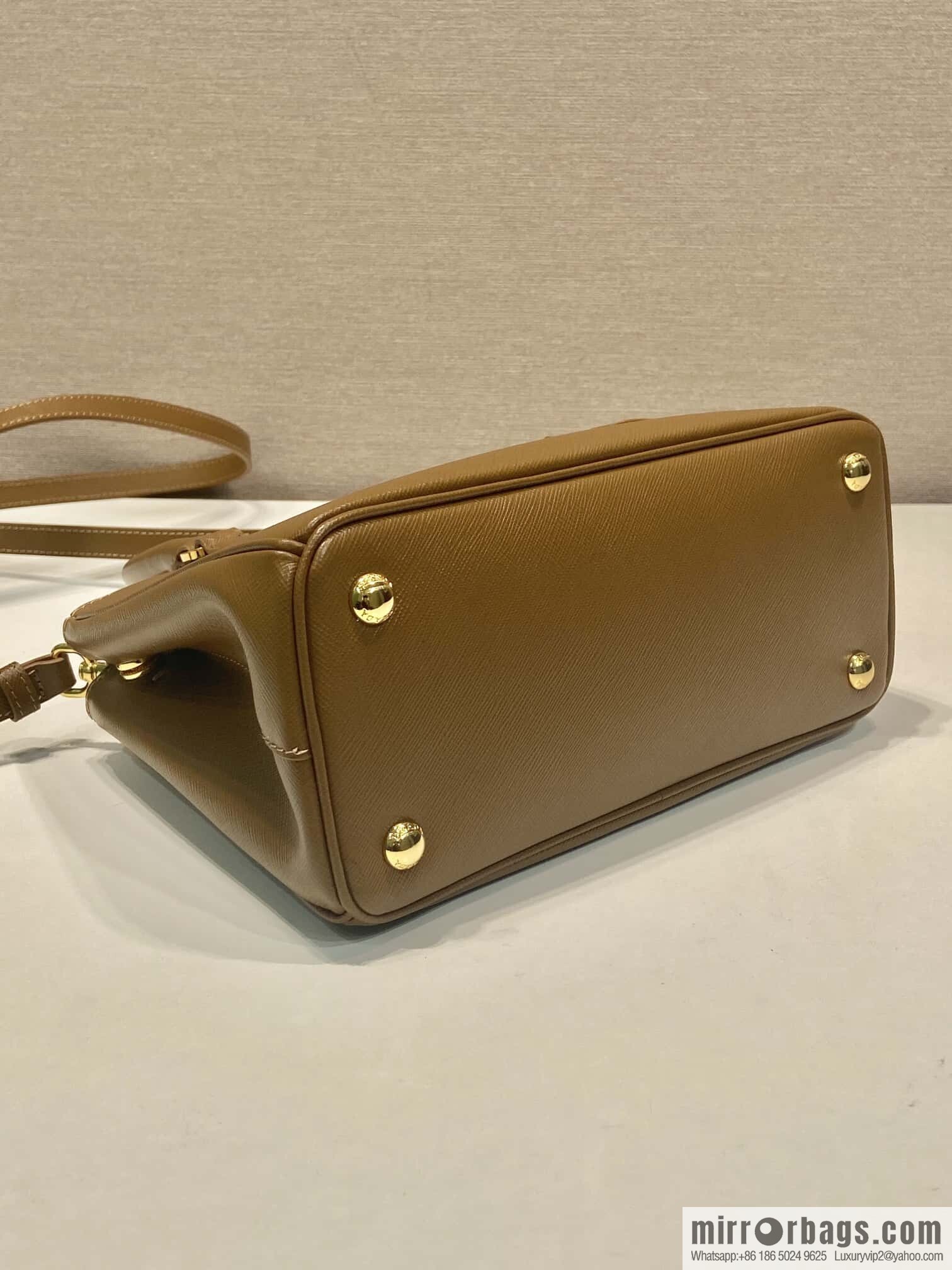PRADA 💋 classic explosion 1BA896 💋 caramel color