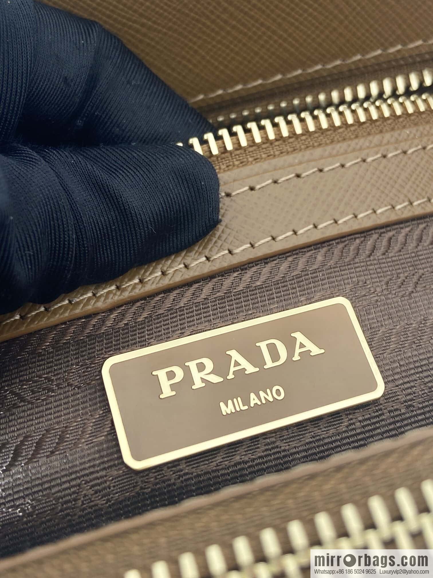 PRADA 💋 classic explosion 1BA896 💋 caramel color