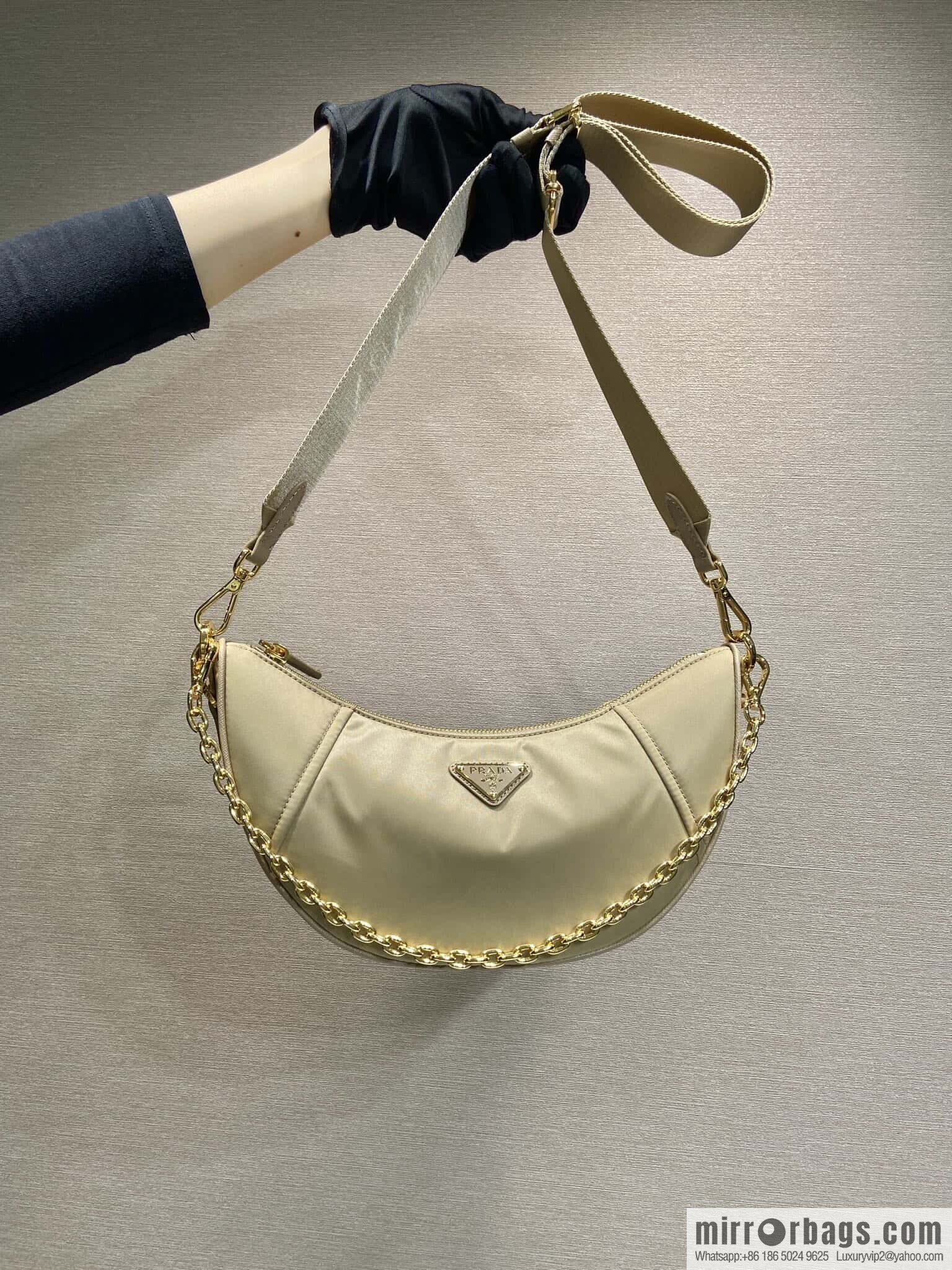 PRADA 🎉 new crescent bag 🎉 1BH222 multifunctional 🎉🎉 apricot