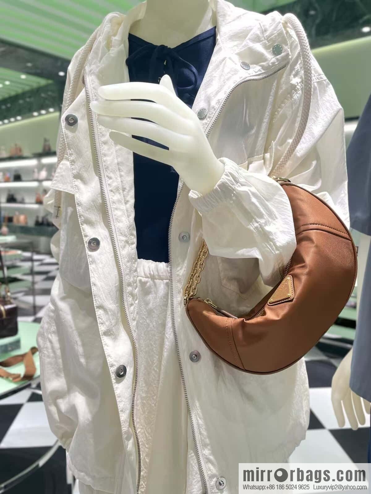 PRADA ๐ new crescent bag ๐ 1BH222 multifunctional ๐๐ caramel color