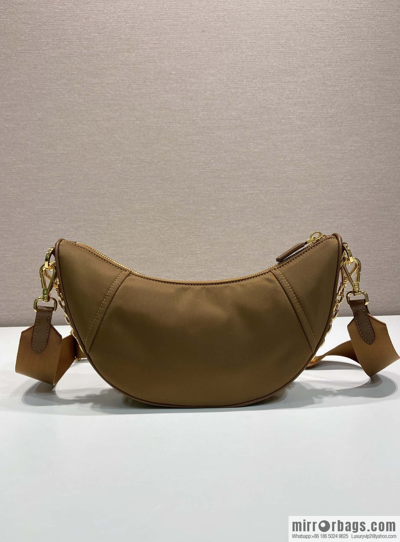 PRADA ๐ new crescent bag ๐ 1BH222 multifunctional ๐๐ caramel color