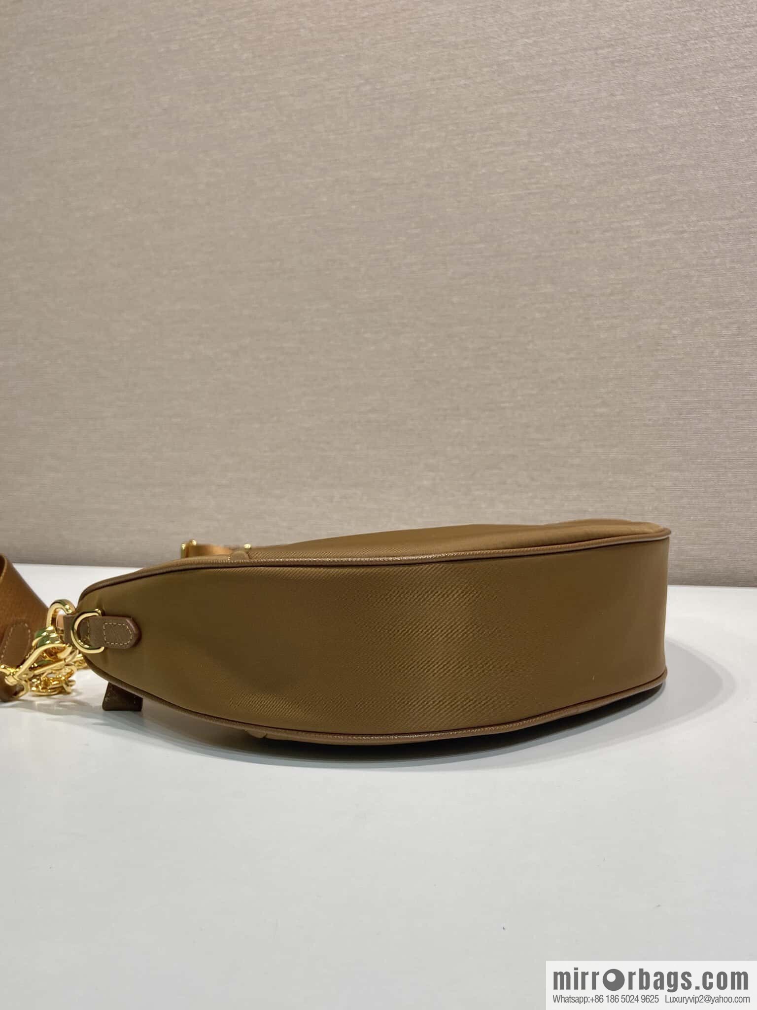 PRADA ๐ new crescent bag ๐ 1BH222 multifunctional ๐๐ caramel color