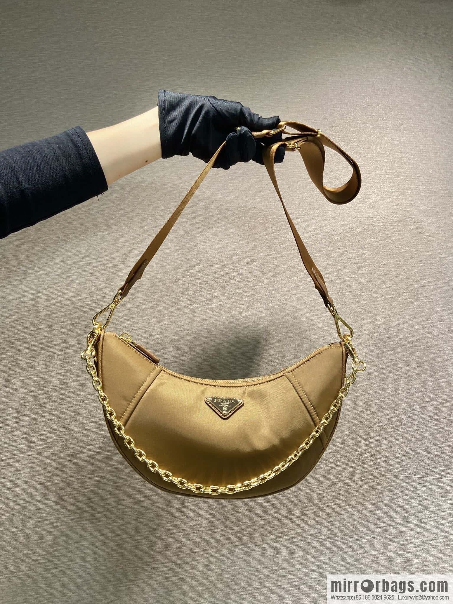 PRADA ๐ new crescent bag ๐ 1BH222 multifunctional ๐๐ caramel color