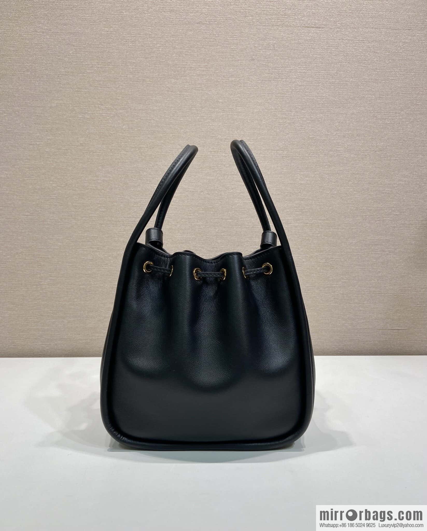 PRADA ๐ new bucket bag ๐ 1BE087๐๐