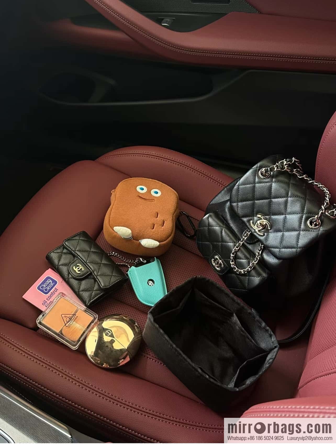 𝗖𝗛𝗔𝗘𝗡𝗟✦ 𝟐𝟒𝐩 new backpack, black AS2908