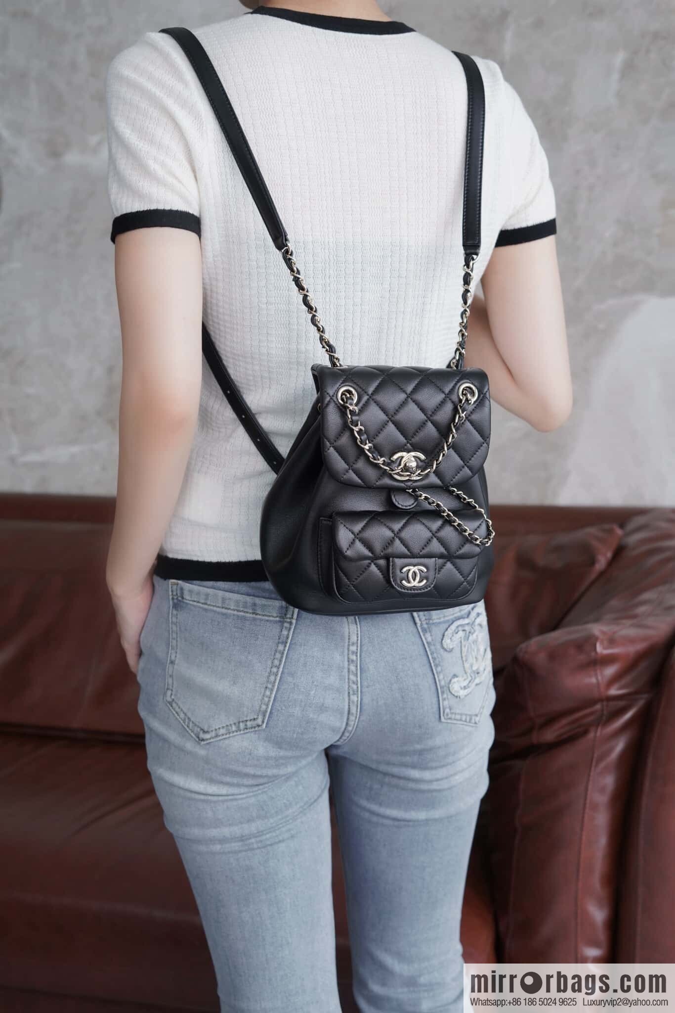 𝗖𝗛𝗔𝗘𝗡𝗟✦ 𝟐𝟒𝐩 new backpack, black AS2908