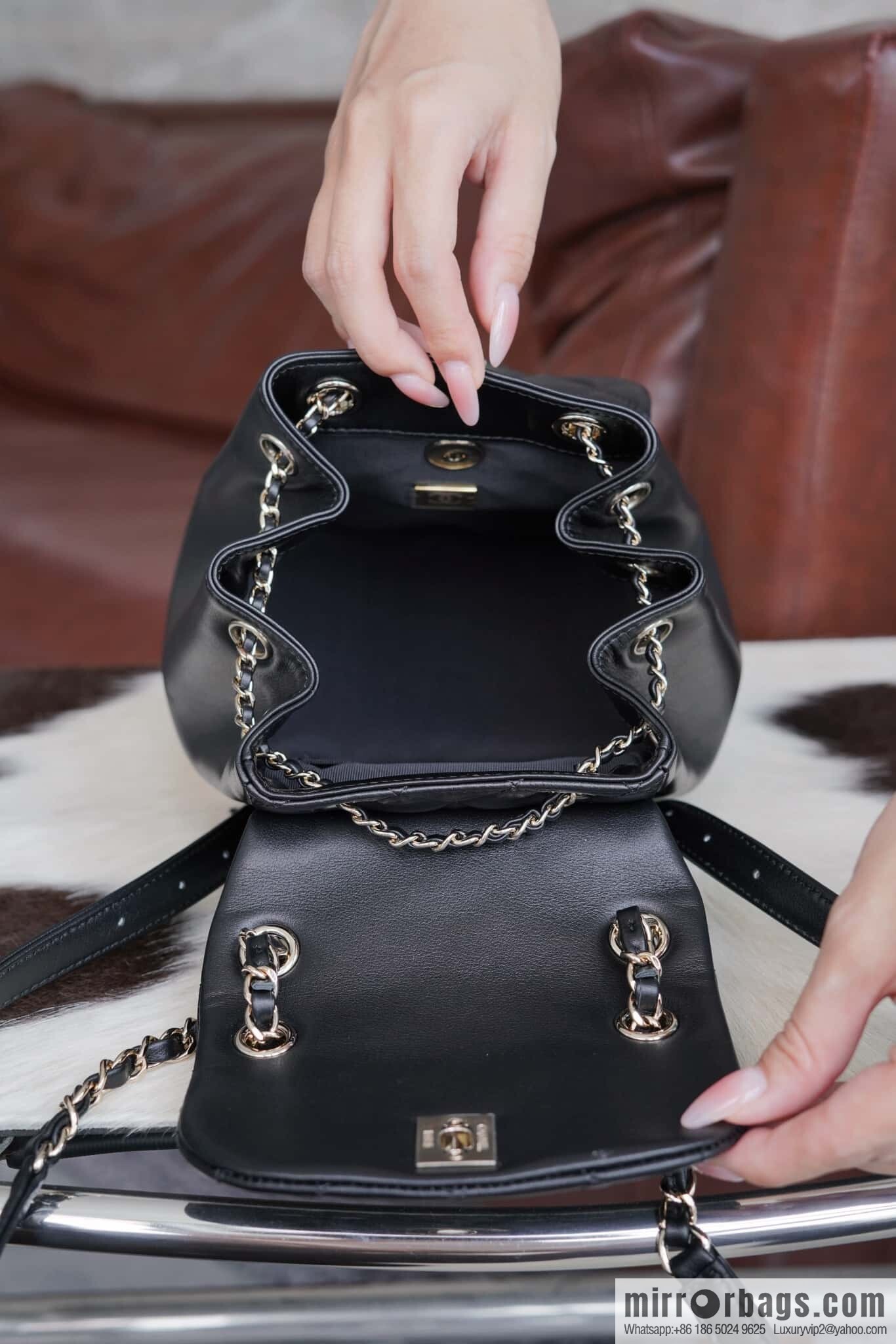𝗖𝗛𝗔𝗘𝗡𝗟✦ 𝟐𝟒𝐩 new backpack, black AS2908