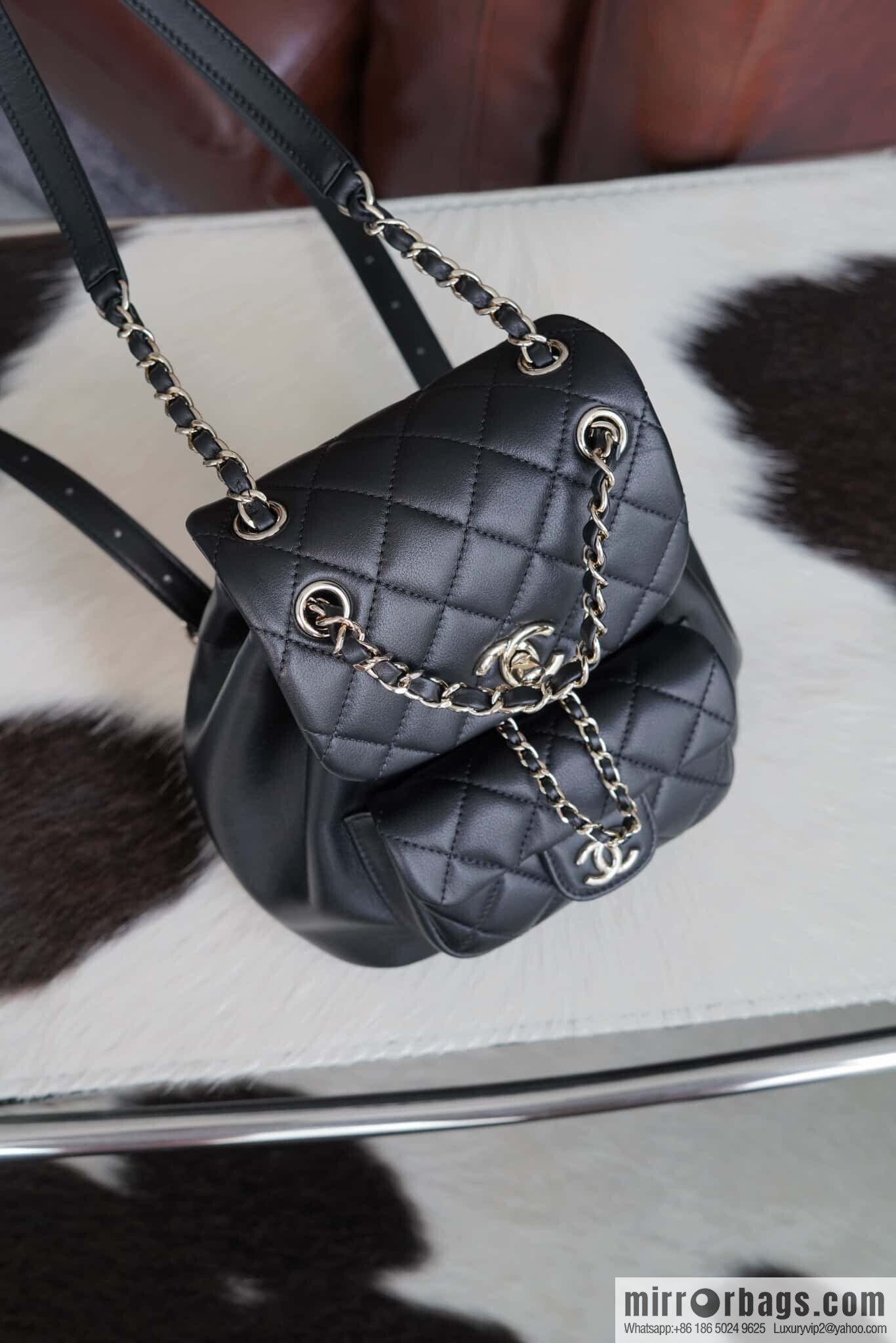𝗖𝗛𝗔𝗘𝗡𝗟✦ 𝟐𝟒𝐩 new backpack, black AS2908