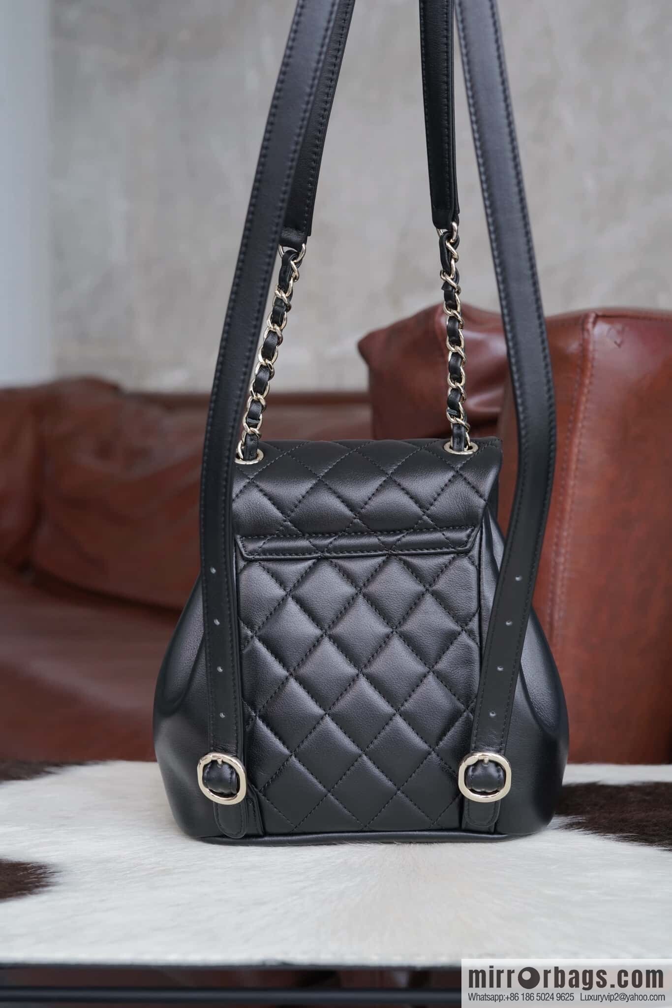 𝗖𝗛𝗔𝗘𝗡𝗟✦ 𝟐𝟒𝐩 new backpack, black AS2908
