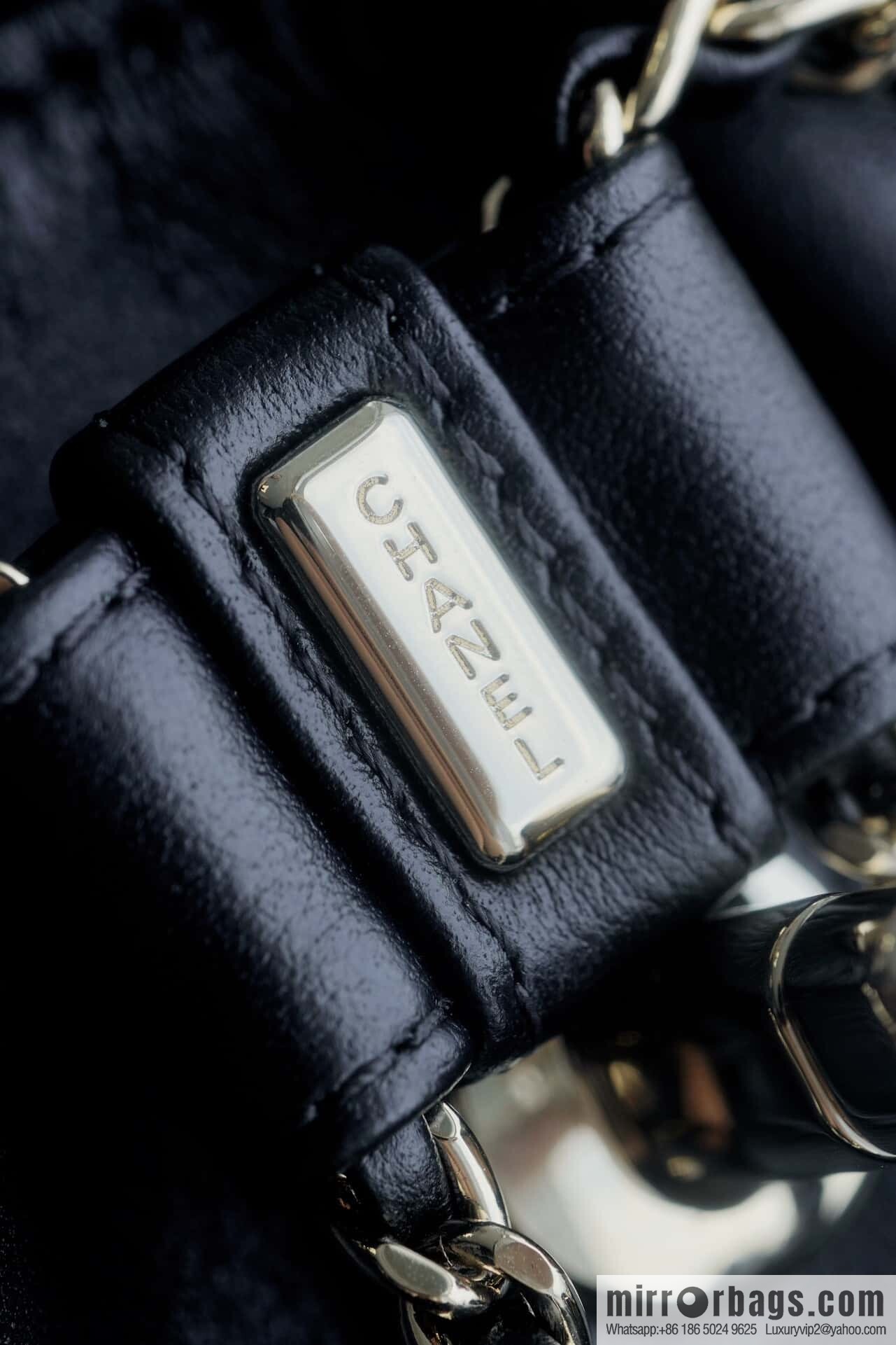 𝗖𝗛𝗔𝗘𝗡𝗟✦ 𝟐𝟒𝐩 new backpack, black AS2908