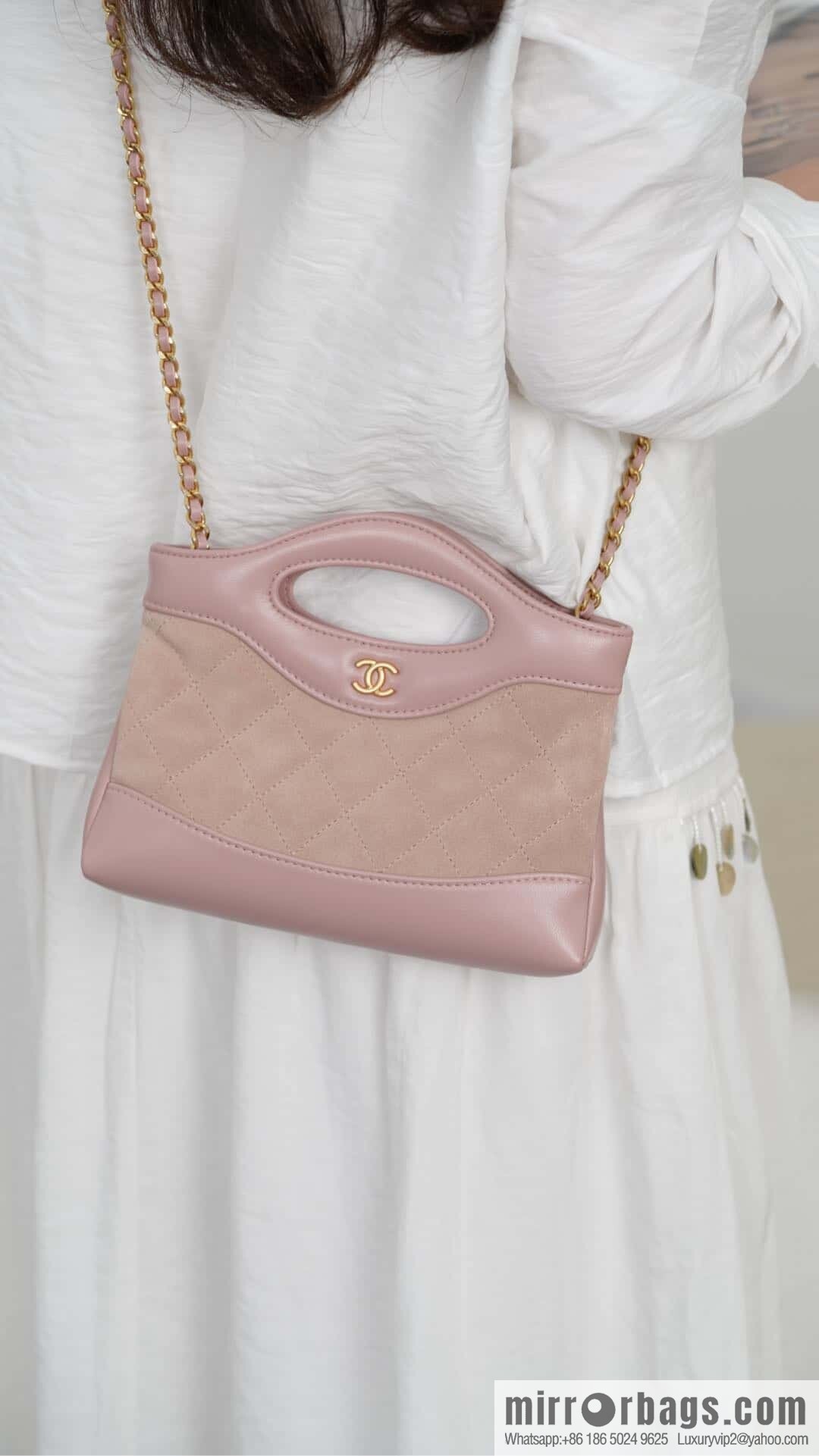 𝐂𝐡𝐚𝐧𝐞𝐥 𝟐𝟓𝐏 𝟑𝟏𝐛𝐚𝐠 𝐧𝐚𝐧𝐨 Suede Powder 🌸 AP3656