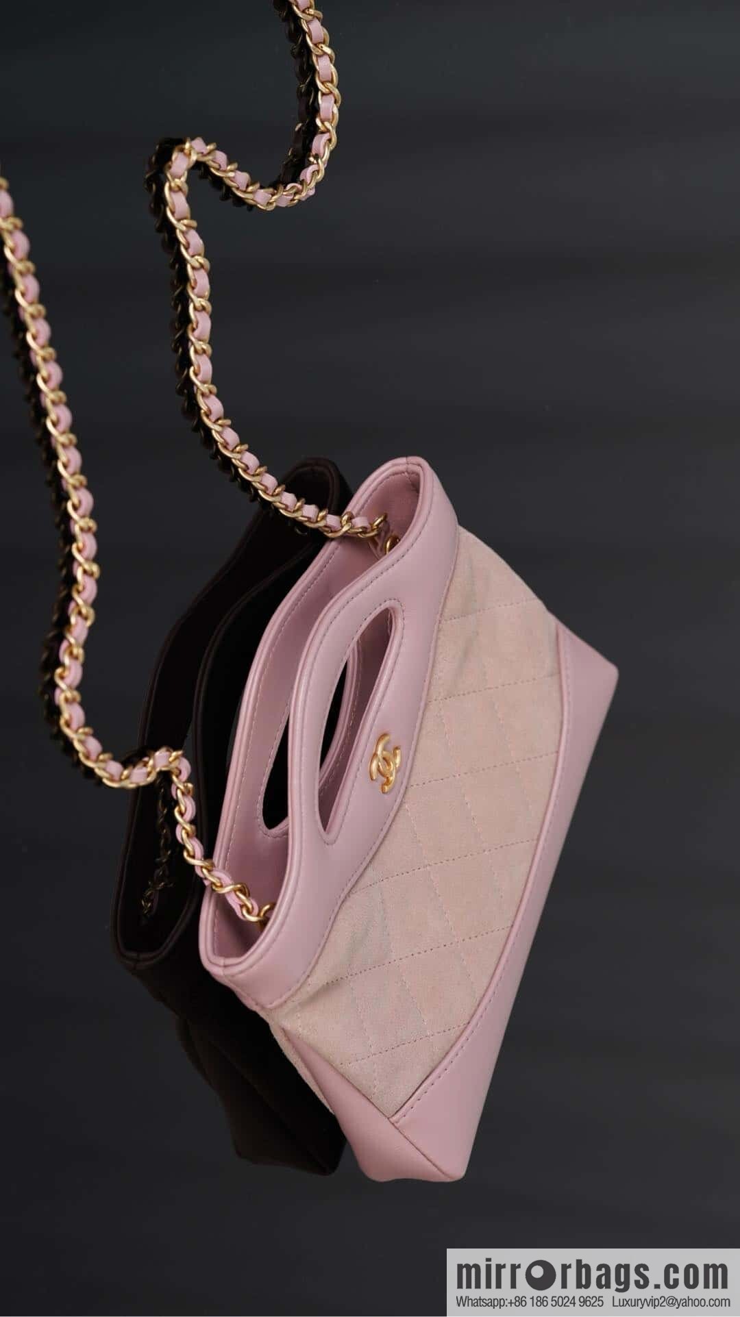 𝐂𝐡𝐚𝐧𝐞𝐥 𝟐𝟓𝐏 𝟑𝟏𝐛𝐚𝐠 𝐧𝐚𝐧𝐨 Suede Powder 🌸 AP3656