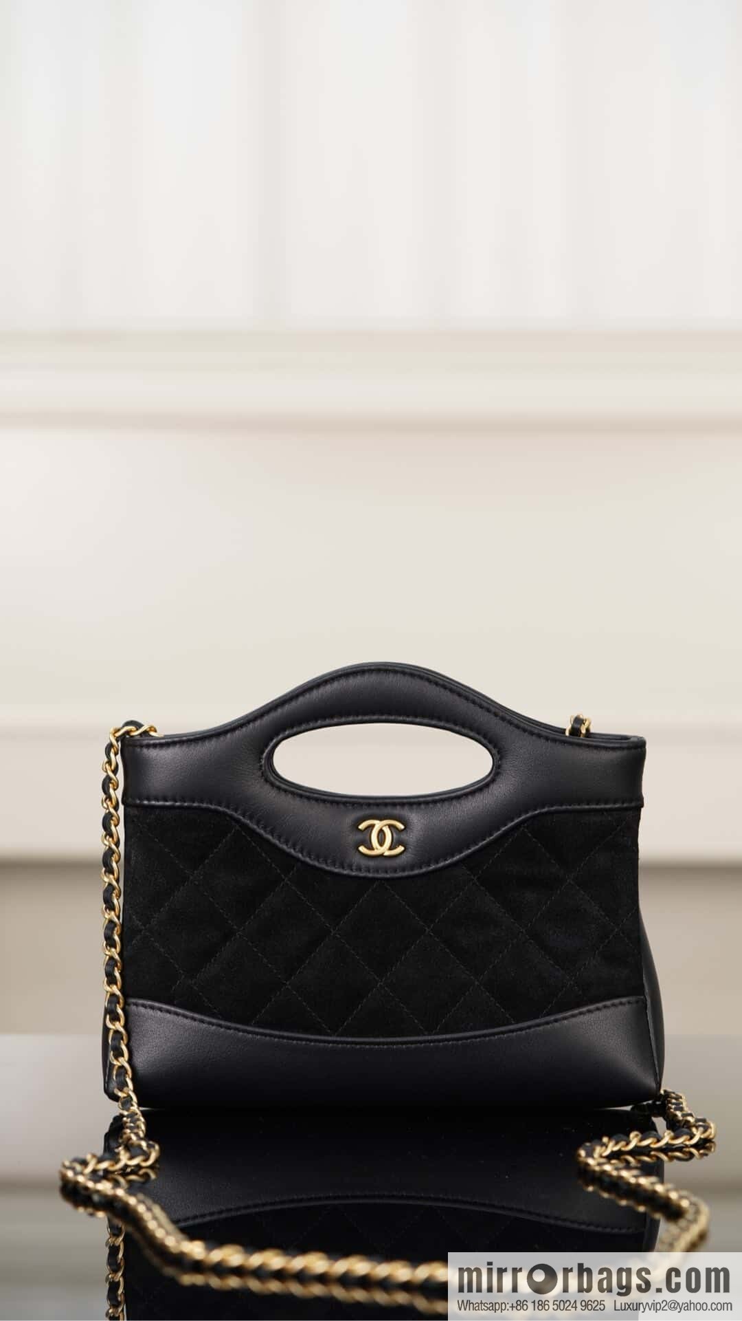 𝐂𝐡𝐚𝐧𝐞𝐥 𝟐𝟓𝐏 𝟑𝟏𝐛𝐚𝐠 𝐧𝐚𝐧𝐨 Suede Black 🖤 AP3656