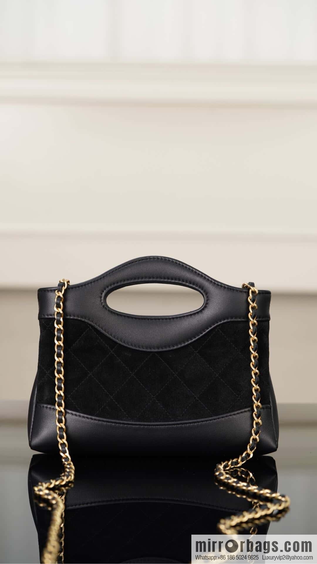 𝐂𝐡𝐚𝐧𝐞𝐥 𝟐𝟓𝐏 𝟑𝟏𝐛𝐚𝐠 𝐧𝐚𝐧𝐨 Suede Black 🖤 AP3656