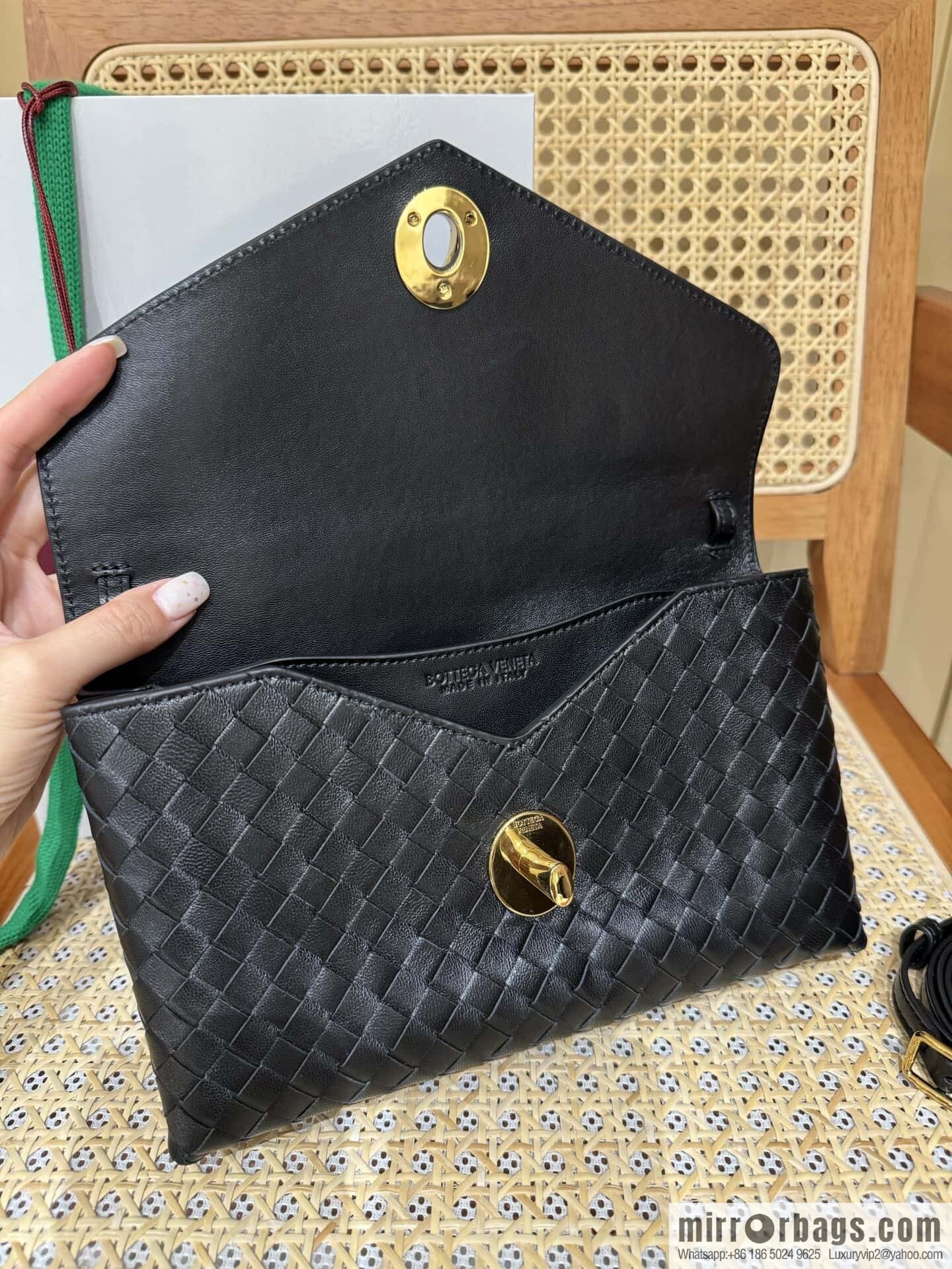 BV Knot Lock Crossbody Bag 817191 Black