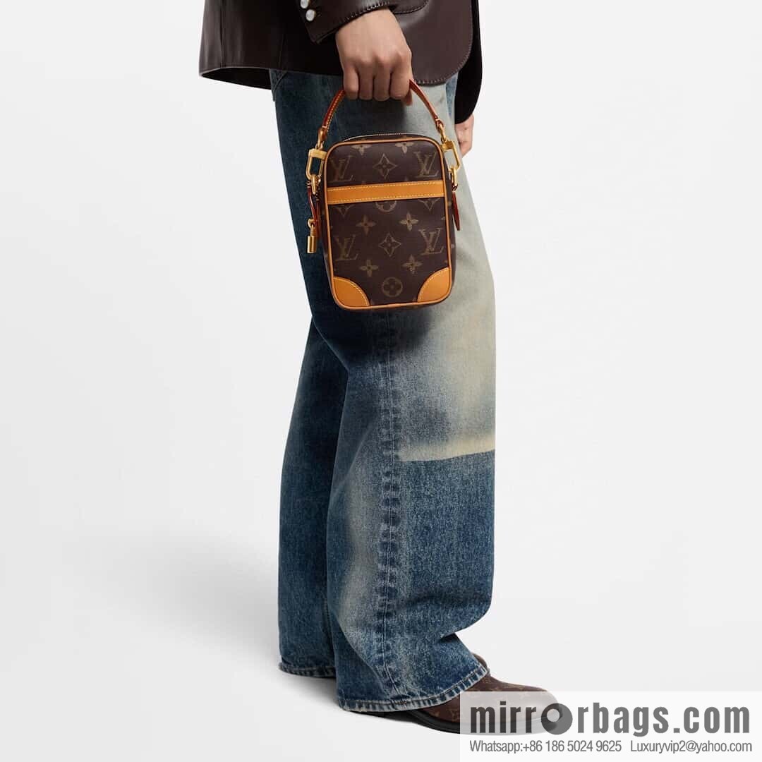 [Boutique‑grade] M14058 presbyopia yellow leather, mini men's bag messenger bag TROCADÉRO mini handbag