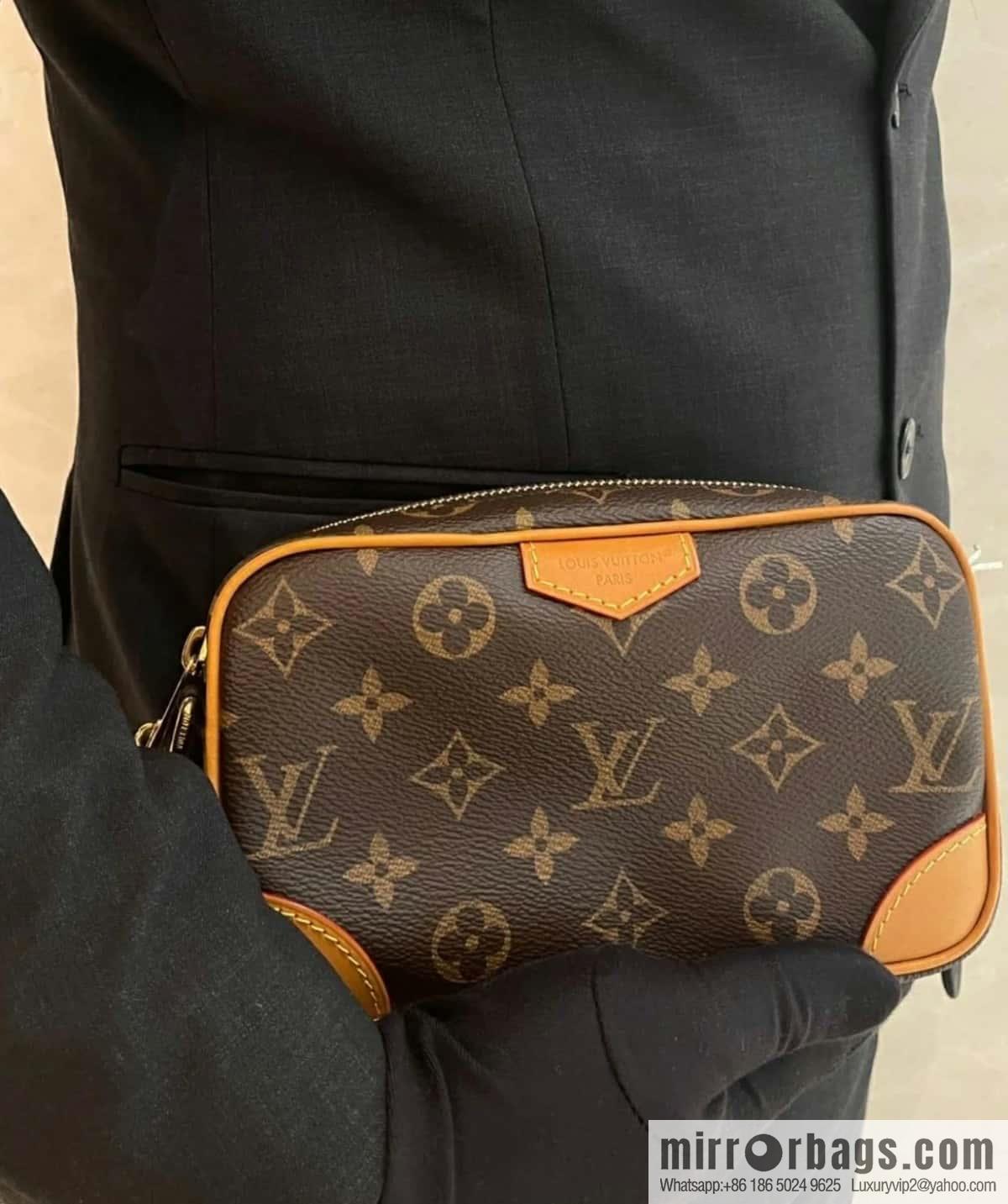[Original order boutique] M14058 presbyopia yellow leather, mini men's bag messenger bag TROCADÉRO mini handbag