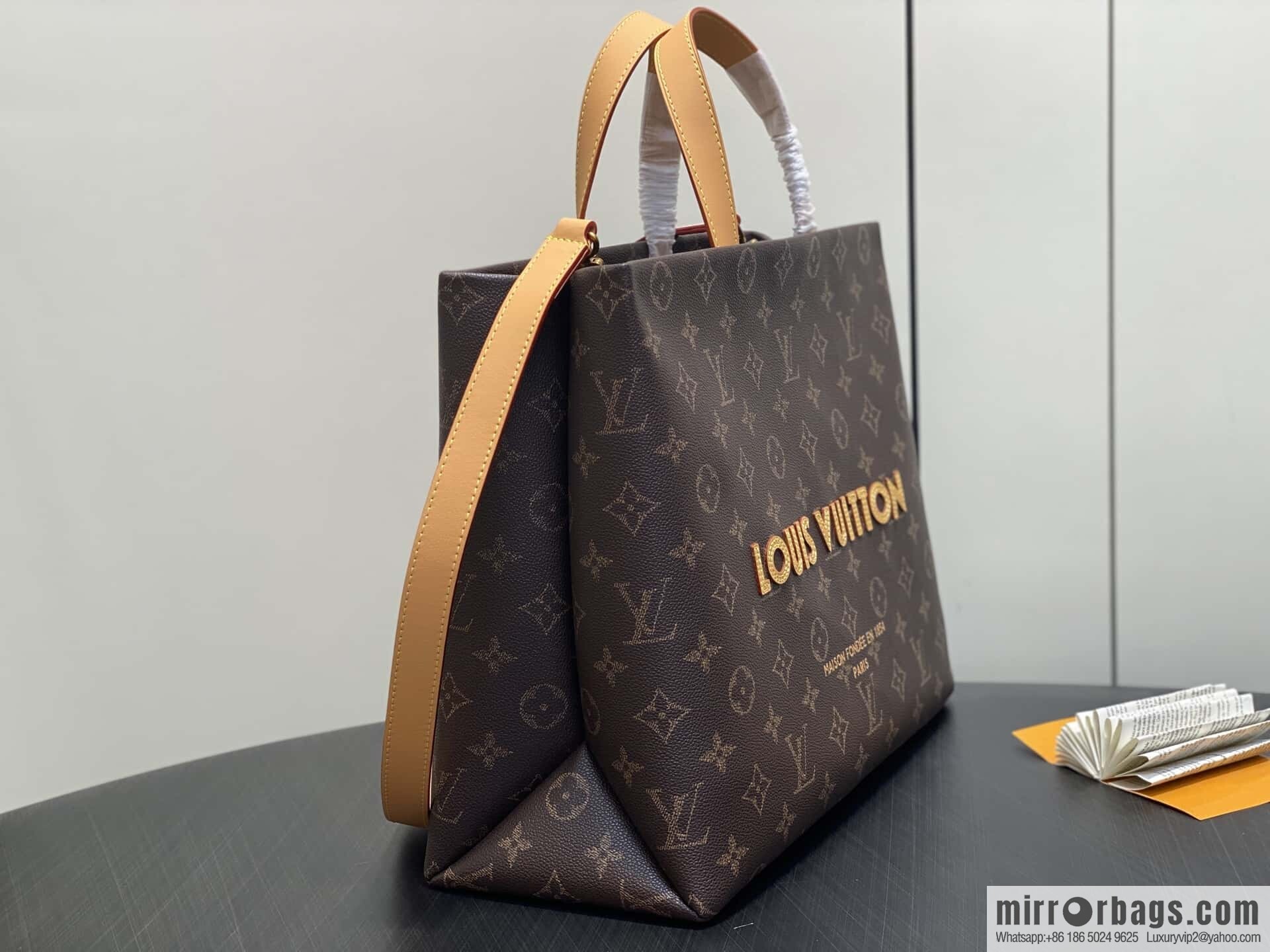 [Boutique‑grade] M13928 presbyopia brown, shopping bag, square bag, Shopper Tote handbag.