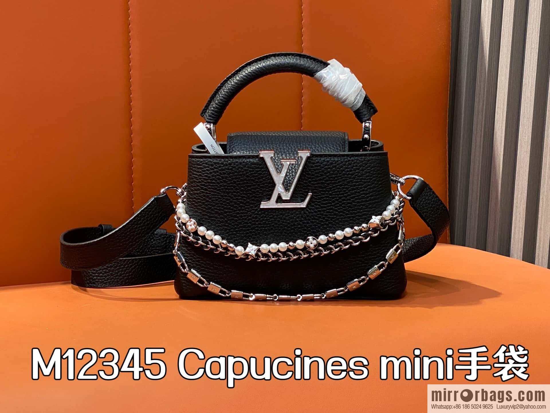 [Boutique‑grade] M12345 black, full leather cap that English model, this Capucines mini handbag