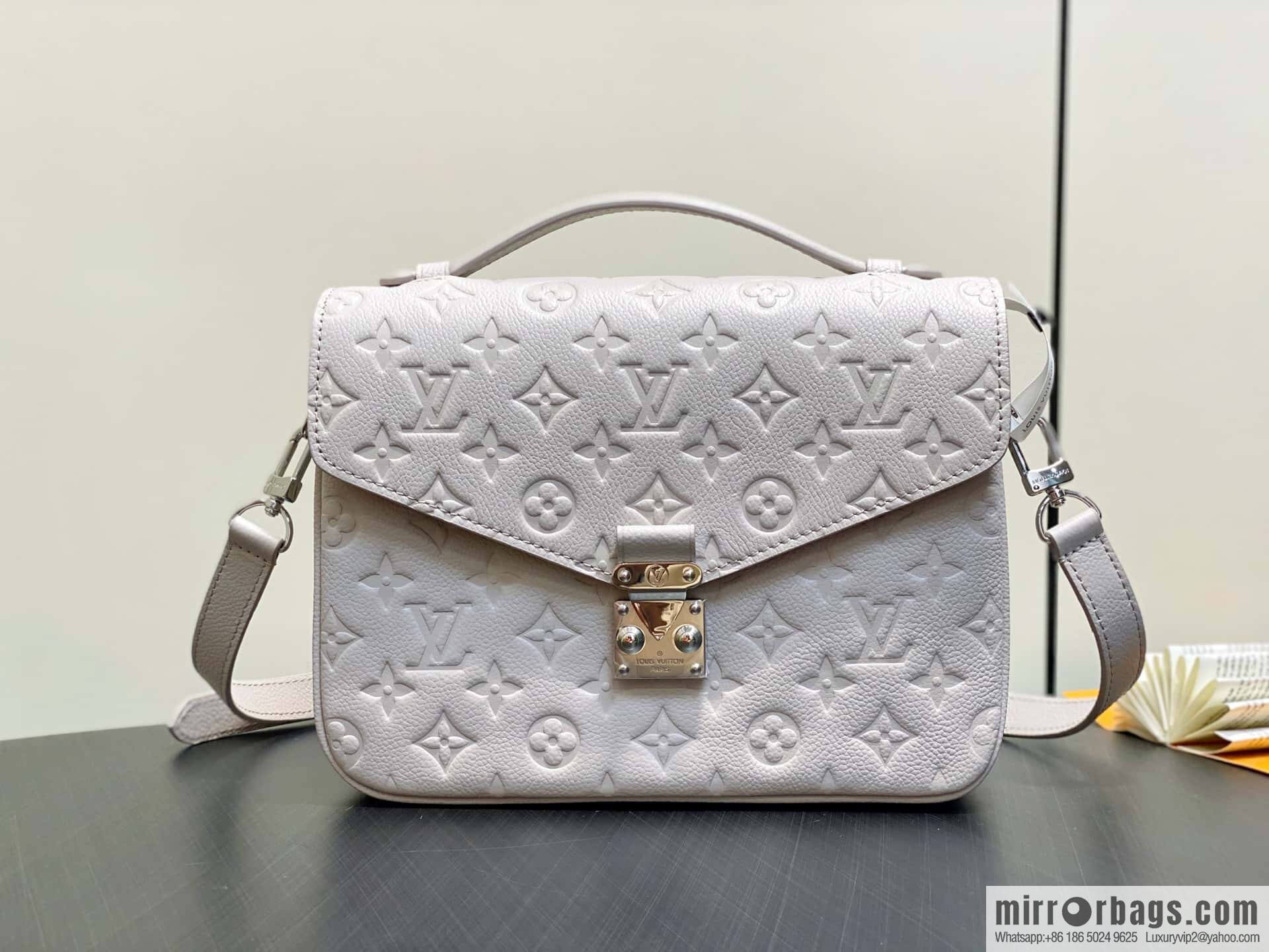 [Original order boutique] M41487 hazy gray taro purple, full leather embossed messenger bag Pochette Métis handbag