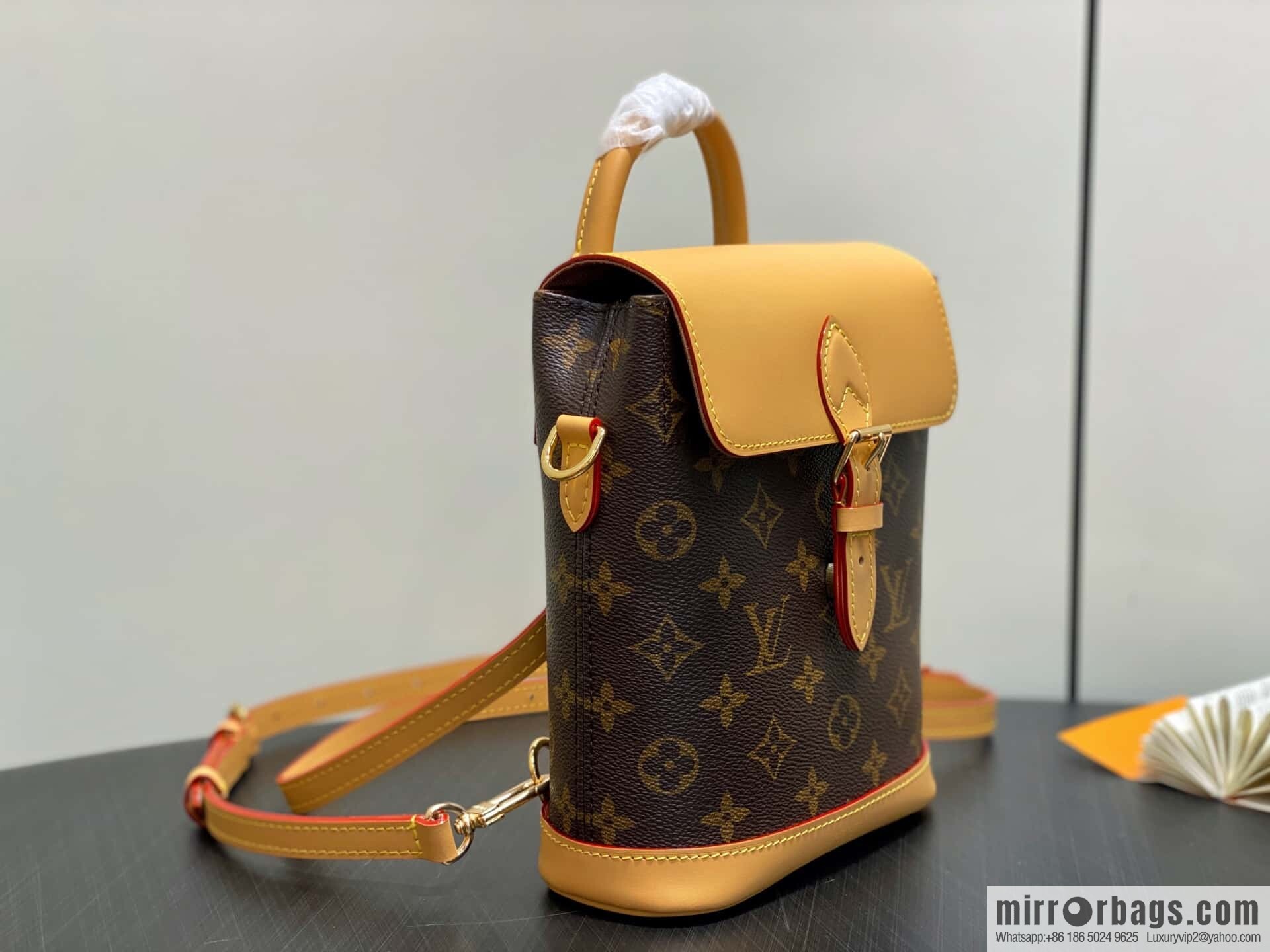 [Original order boutique] M14651 presbyopia yellow leather, mini backpack SOHO mini backpack