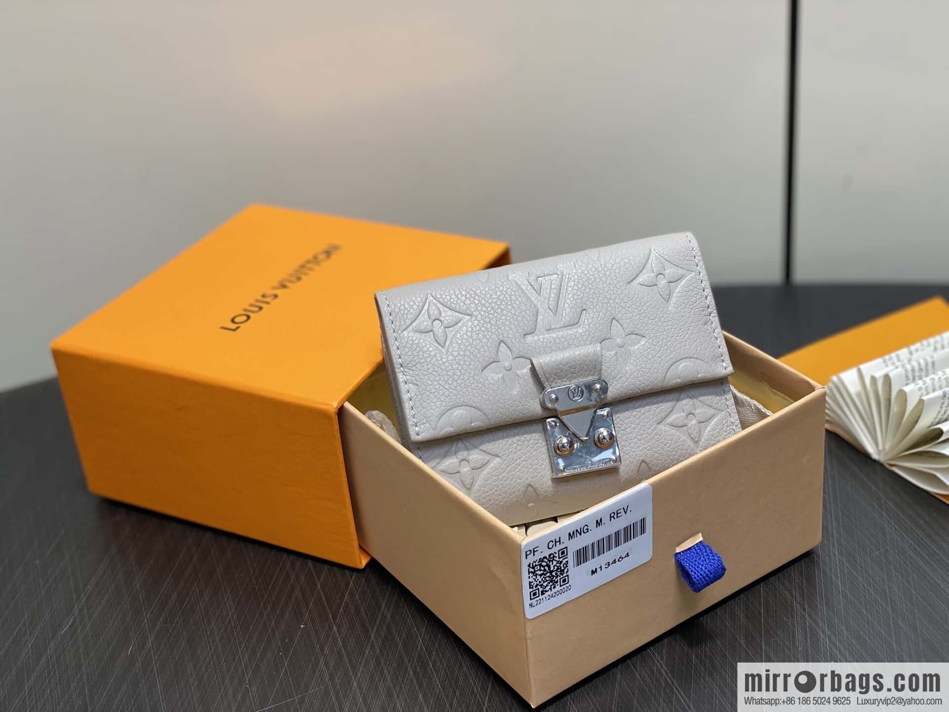 [Boutique‑grade] M13464 light gray full leather embossed, three fold wallet Pochette Metis Compact wallet