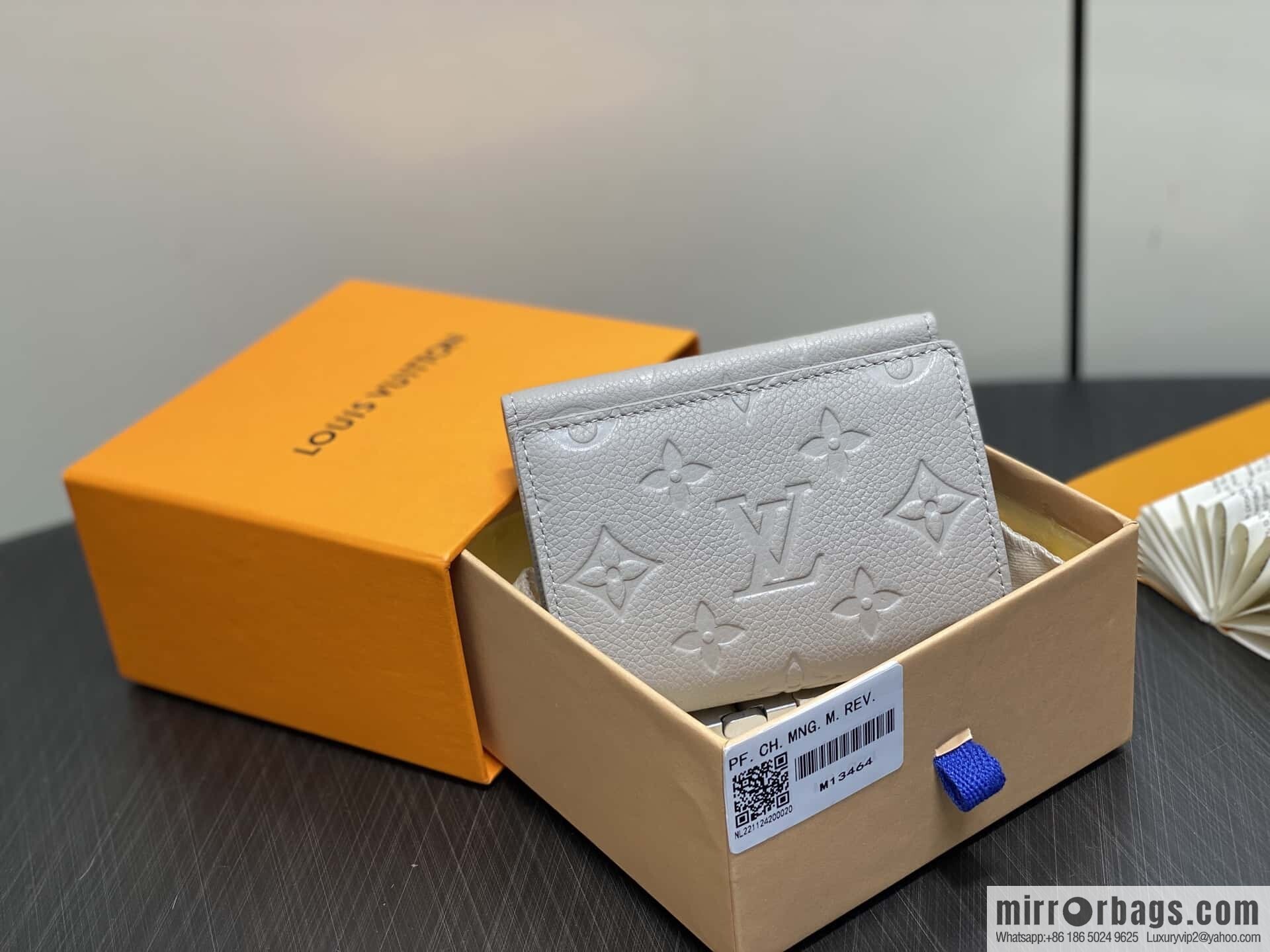 [Boutique‑grade] M13464 light gray full leather embossed, three fold wallet Pochette Metis Compact wallet