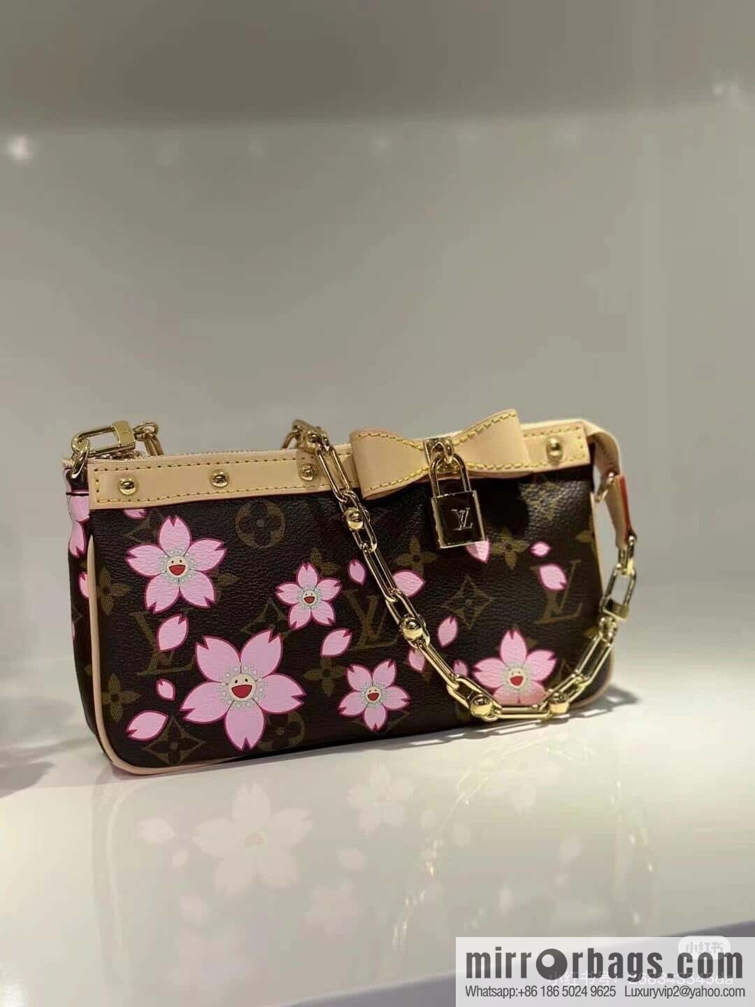 [Boutique‑grade] M13666 presbyopia, cherry blossom/Takashi Murakami, chain bag mahjong bag LVXTM POCHETTE mahjong bag