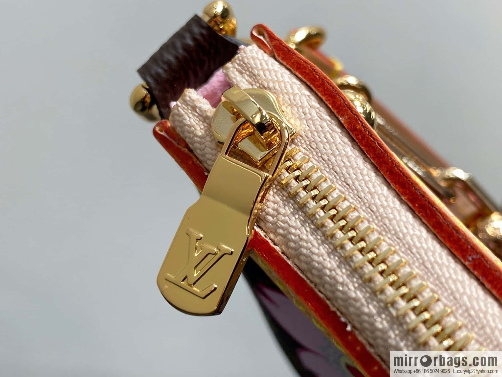 [Boutique‑grade] M13666 presbyopia, cherry blossom/Takashi Murakami, chain bag mahjong bag LVXTM POCHETTE mahjong bag