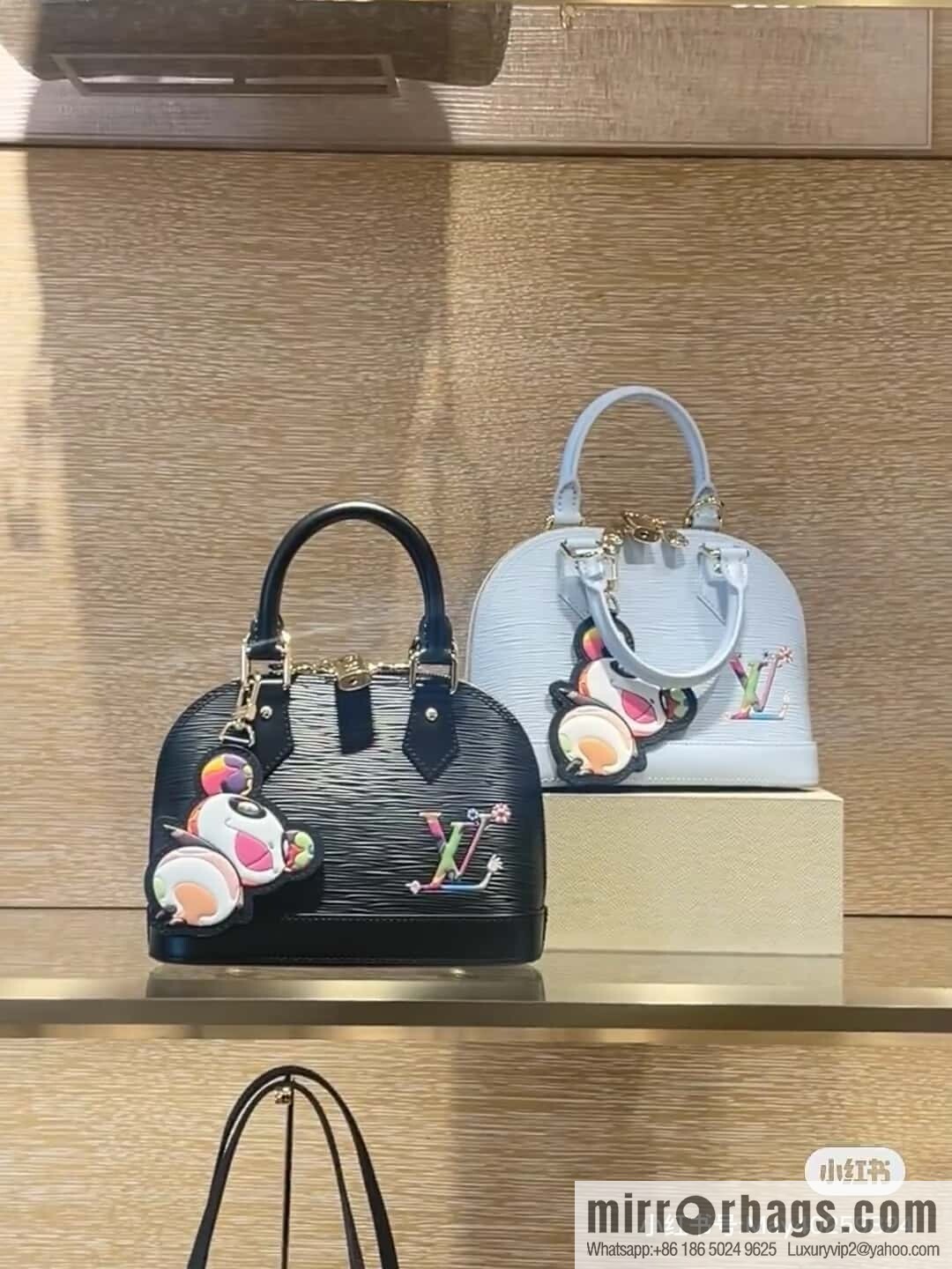 [Boutique‑grade] M14197 light blue, water ripple shell bag, the new LV x TM ALMA BB handbag of the season