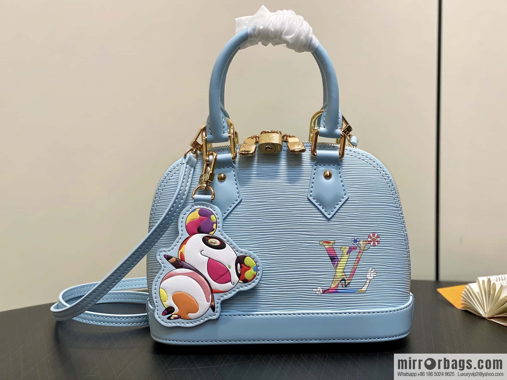 [Boutique‑grade] M14197 light blue, water ripple shell bag, the new LV x TM ALMA BB handbag of the season