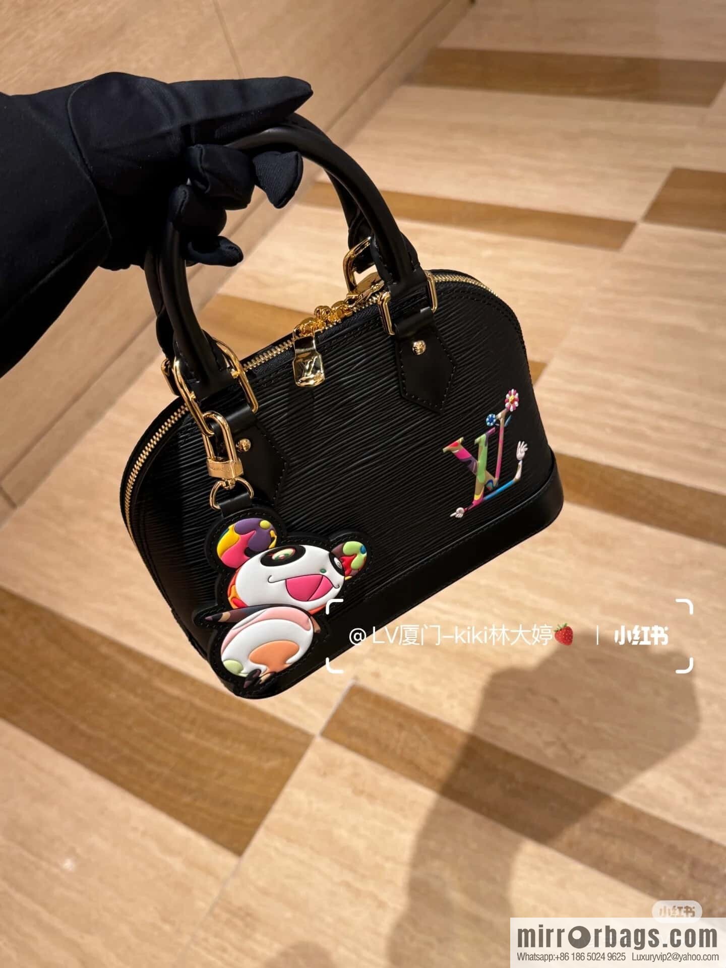 [Boutique‑grade] M13670 black, water ripple shell bag, the new LV x TM ALMA BB handbag of the season.