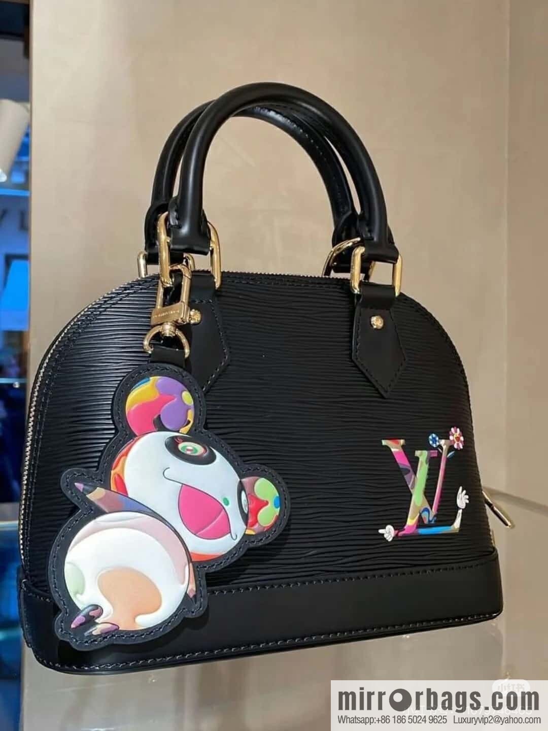 [Boutique‑grade] M13670 black, water ripple shell bag, the new LV x TM ALMA BB handbag of the season.