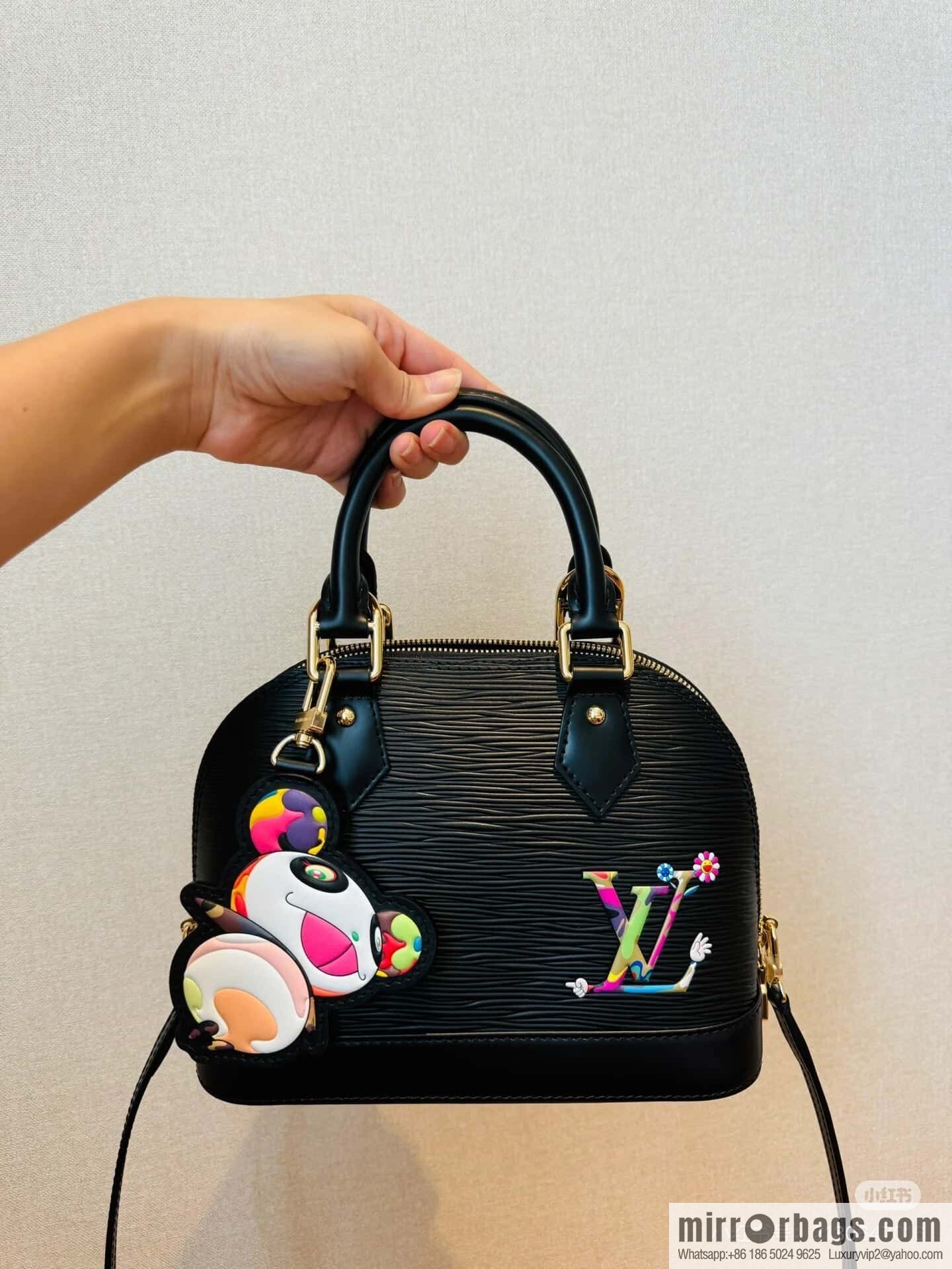 [Boutique‑grade] M13670 black, water ripple shell bag, the new LV x TM ALMA BB handbag of the season.