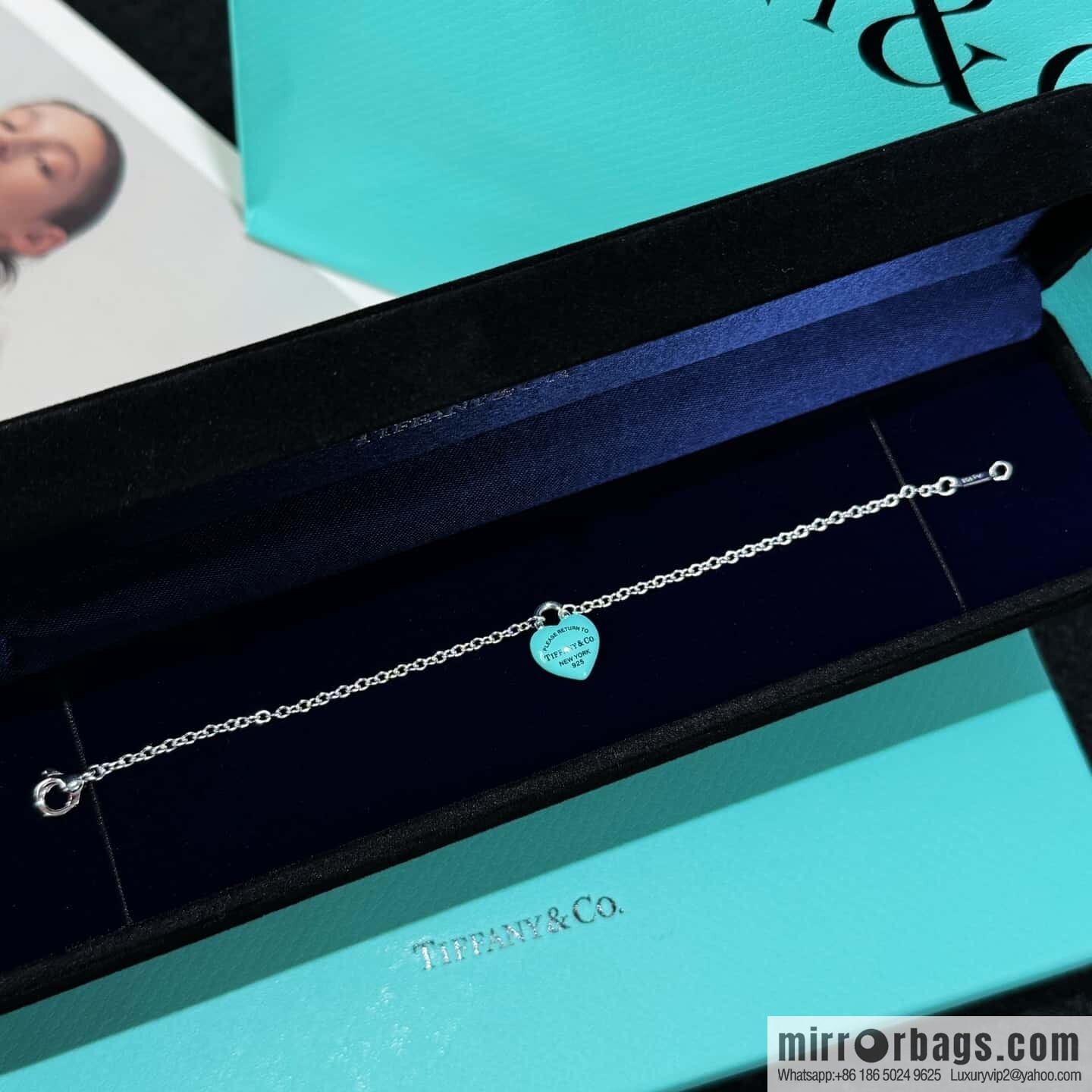TIFFANY & Co. Tiffany blue peach heart love bracelet, necklace
