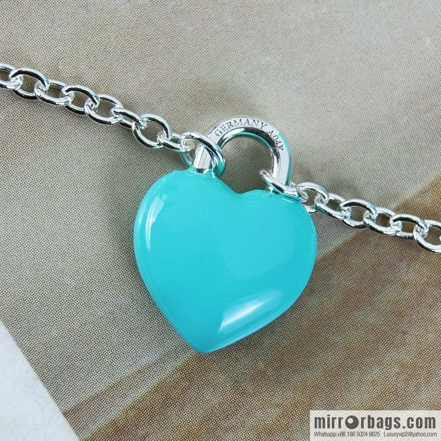 TIFFANY & Co. Tiffany blue peach heart love bracelet, necklace