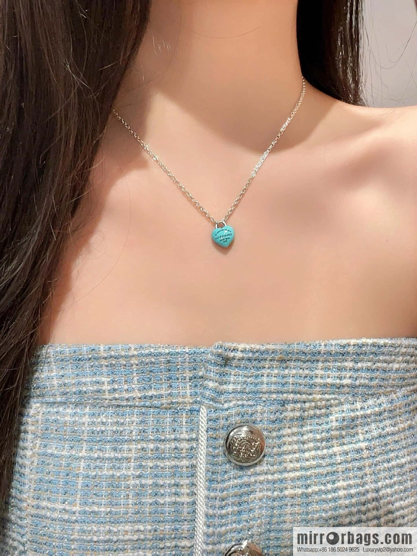 TIFFANY & Co. Tiffany blue peach heart love bracelet, necklace