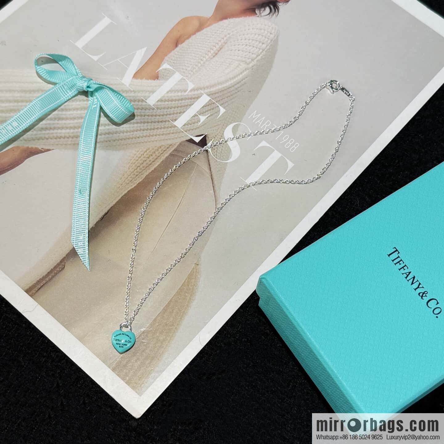 TIFFANY & Co. Tiffany blue peach heart love bracelet, necklace