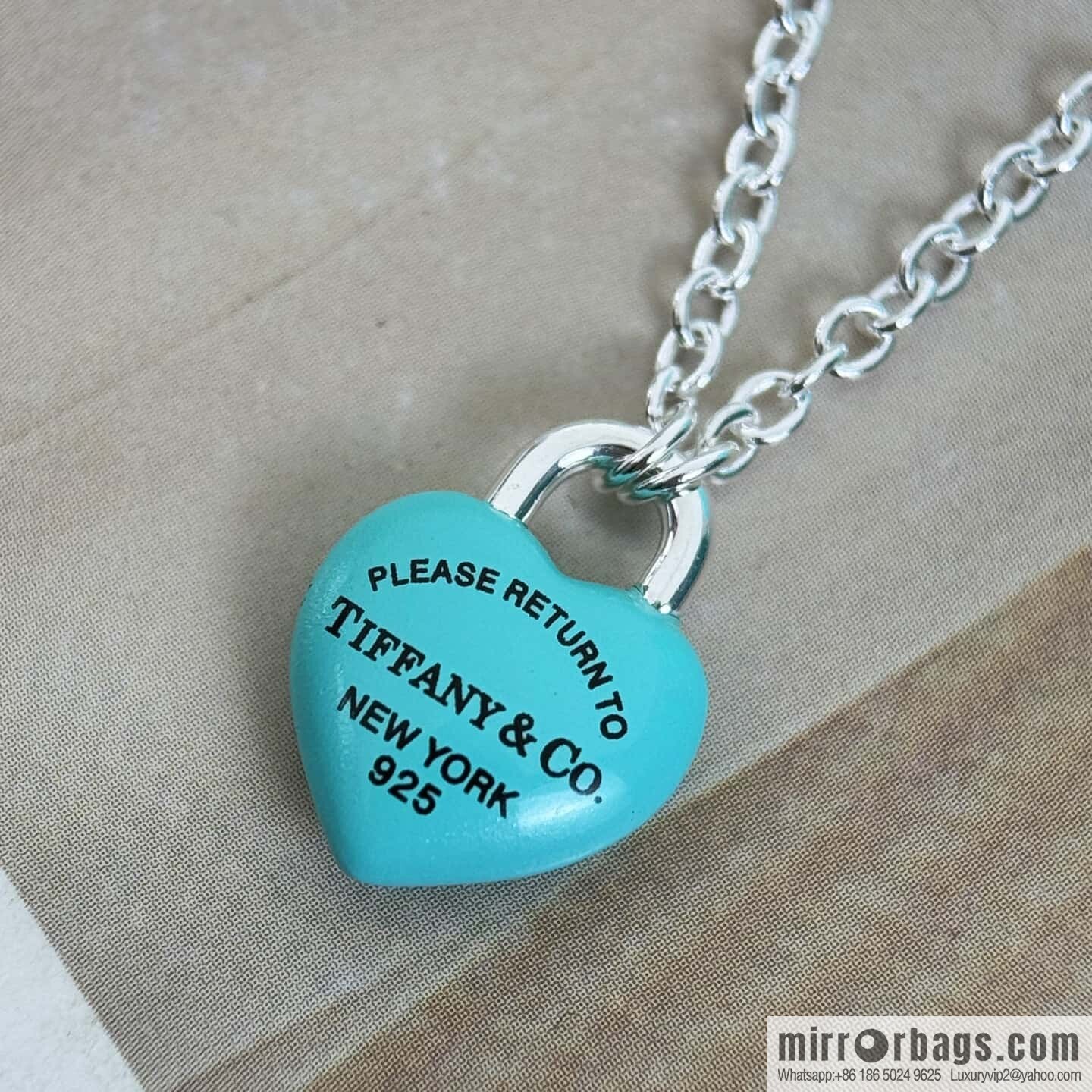 TIFFANY & Co. Tiffany blue peach heart love bracelet, necklace