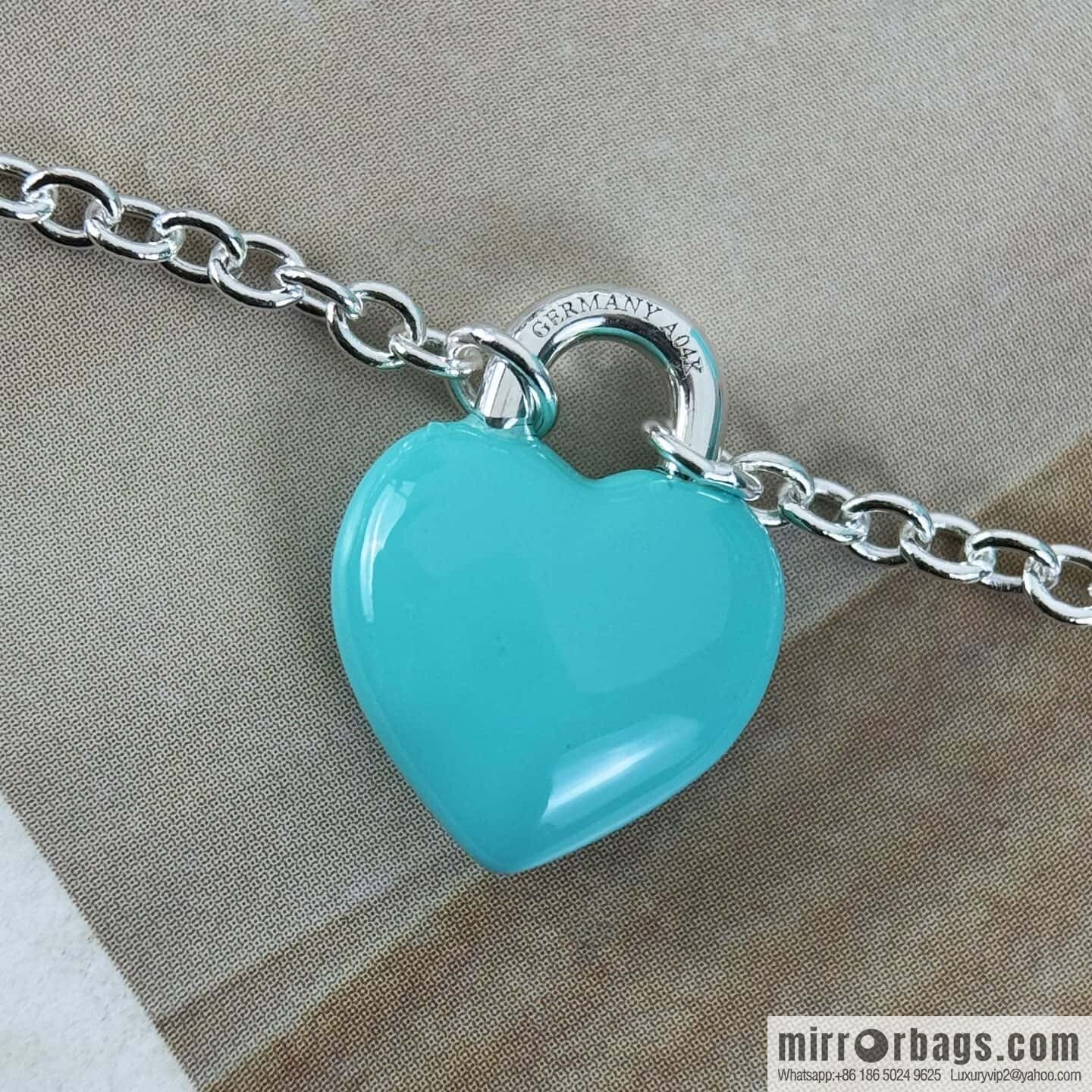 TIFFANY & Co. Tiffany blue peach heart love bracelet, necklace